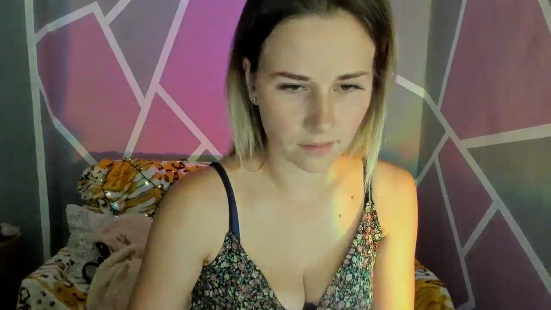 Gallery image thumbnail from UkrBeauty's myfreecams stream on, 09/09/2023, 16:54 image 20 of 20
