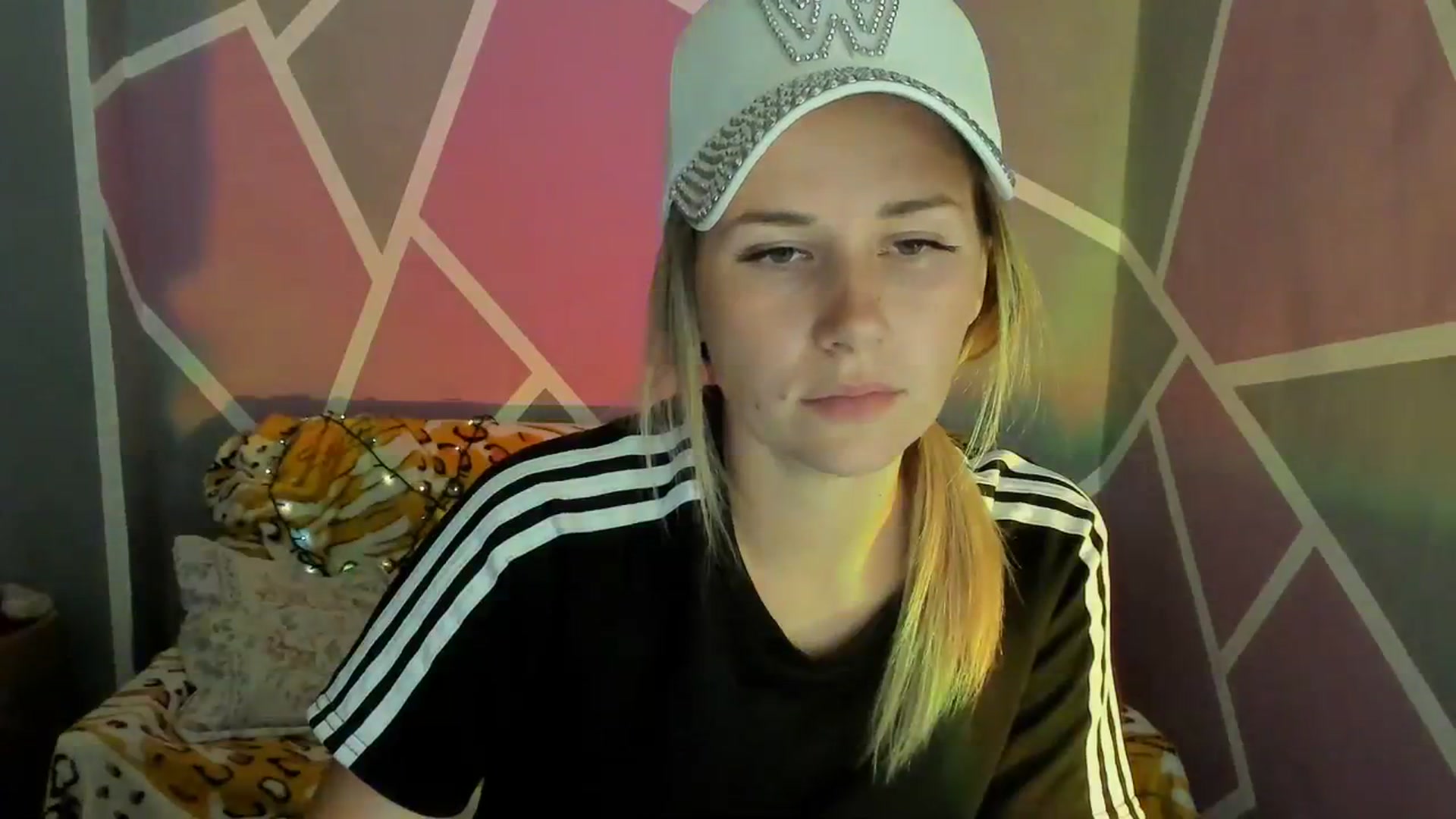 Gallery image thumbnail from UkrBeauty's myfreecams stream on, 09/11/2023, 15:54 image 15 of 20
