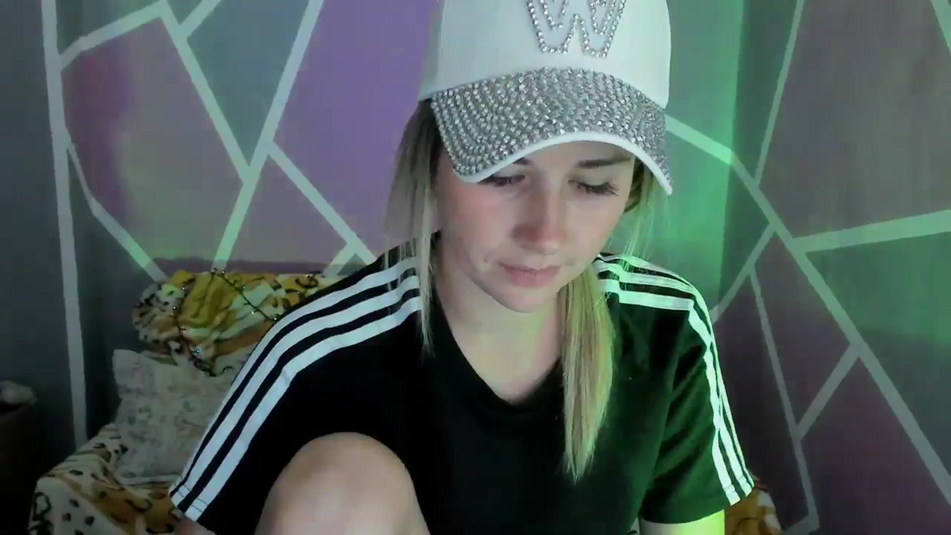 Gallery image thumbnail from UkrBeauty's myfreecams stream on, 09/11/2023, 15:54 image 12 of 20