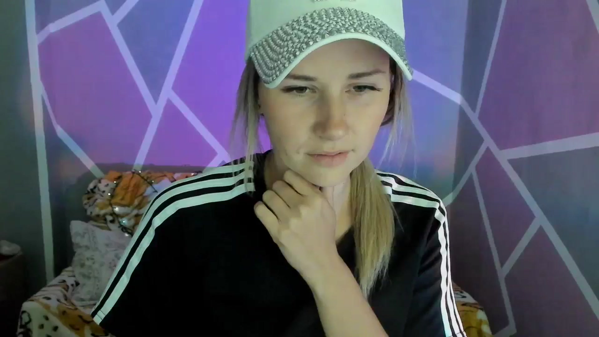 Gallery image thumbnail from UkrBeauty's myfreecams stream on, 09/11/2023, 16:28 image 14 of 20