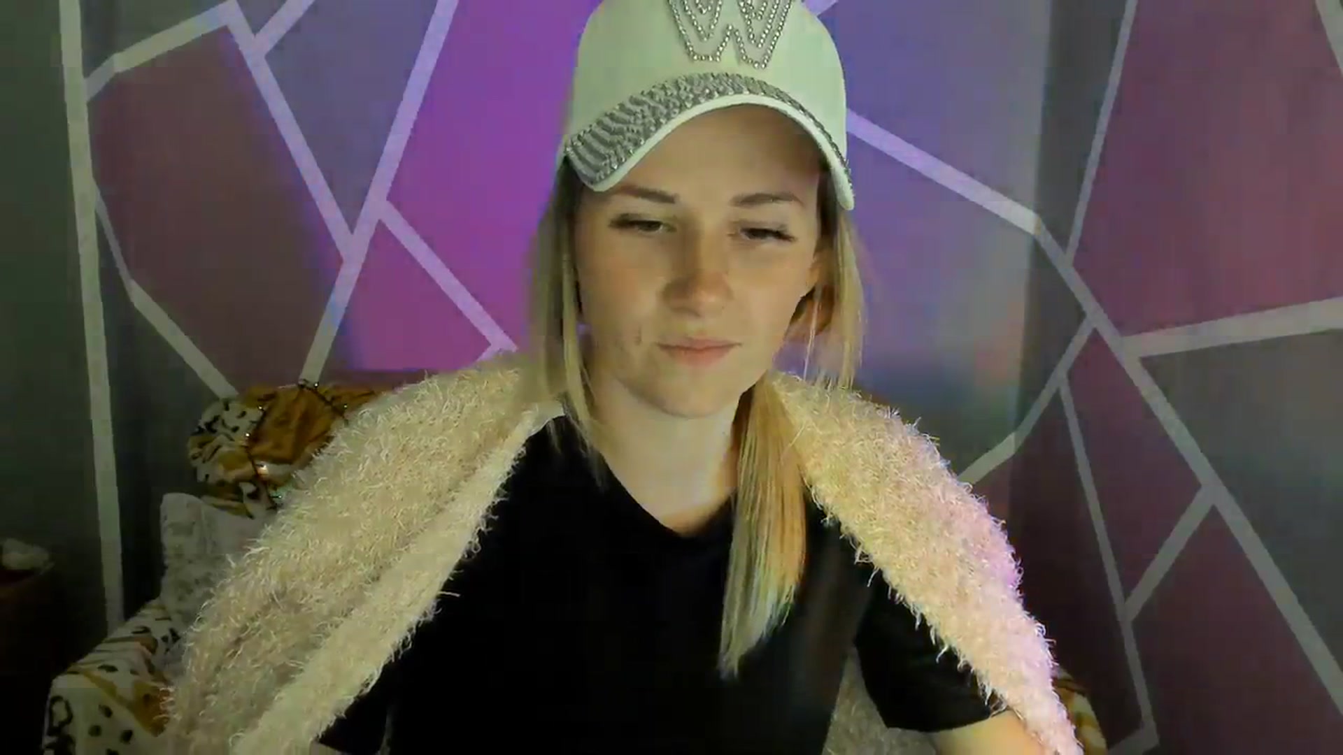 Gallery image thumbnail from UkrBeauty's myfreecams stream on, 09/11/2023, 17:14 image 18 of 20