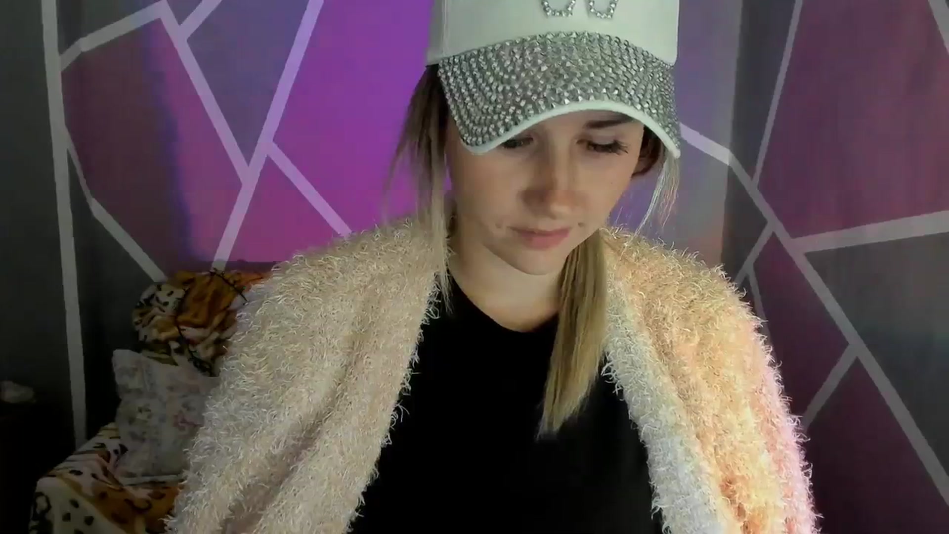 Gallery image thumbnail from UkrBeauty's myfreecams stream on, 09/11/2023, 17:14 image 5 of 20
