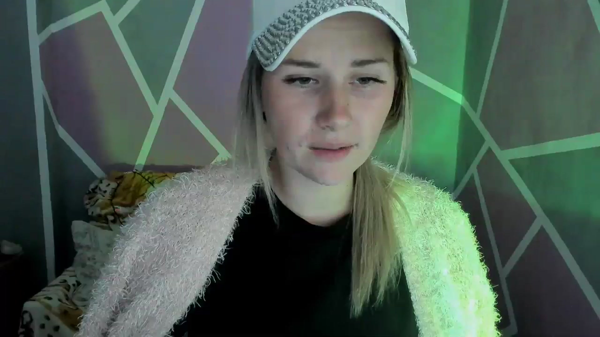 Gallery image thumbnail from UkrBeauty's myfreecams stream on, 09/11/2023, 17:14 image 9 of 20