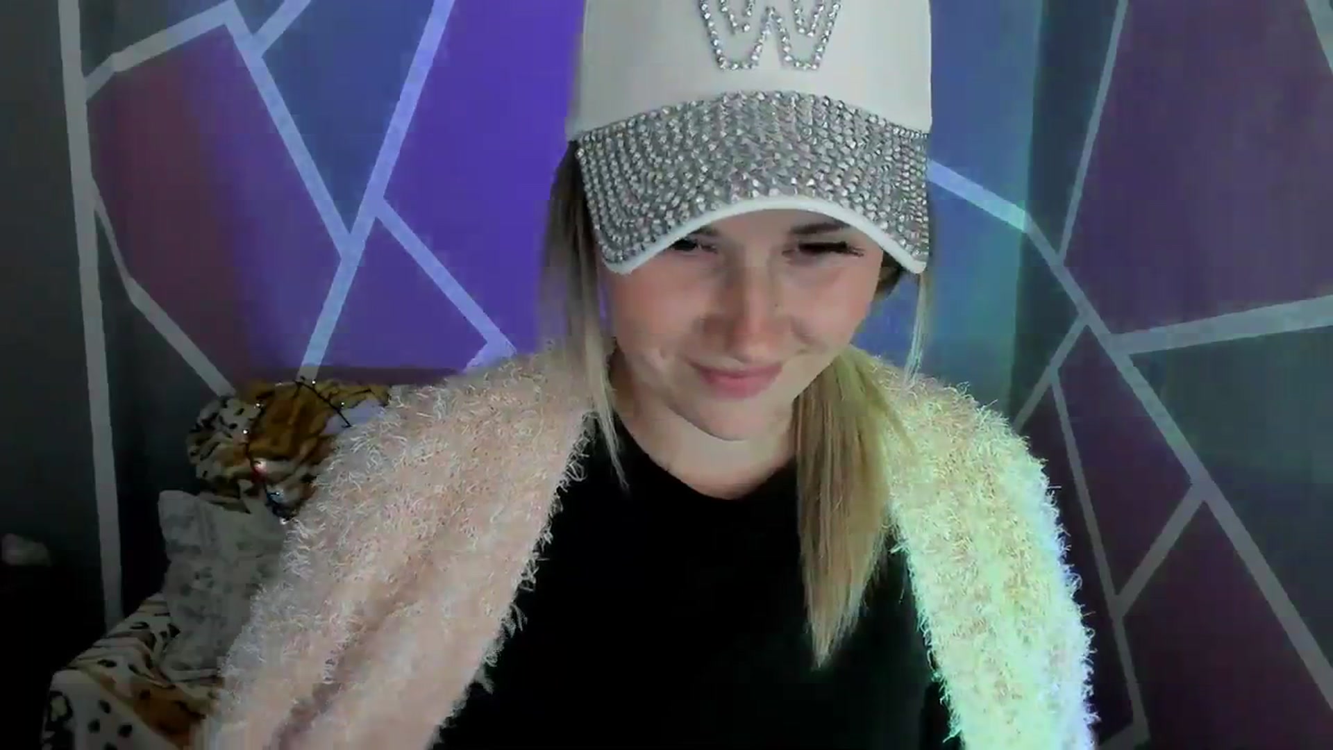 Gallery image thumbnail from UkrBeauty's myfreecams stream on, 09/11/2023, 17:14 image 7 of 20