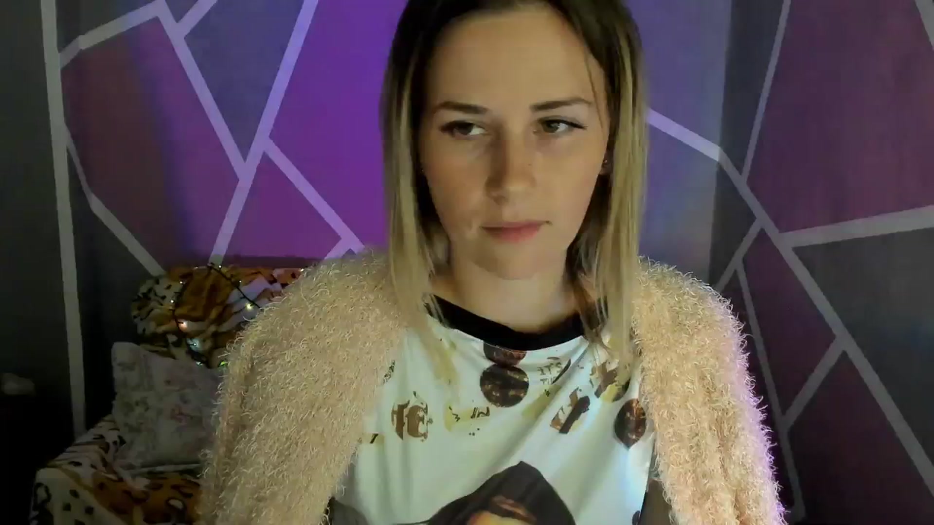 Gallery image thumbnail from UkrBeauty's myfreecams stream on, 09/12/2023, 15:55 image 13 of 20