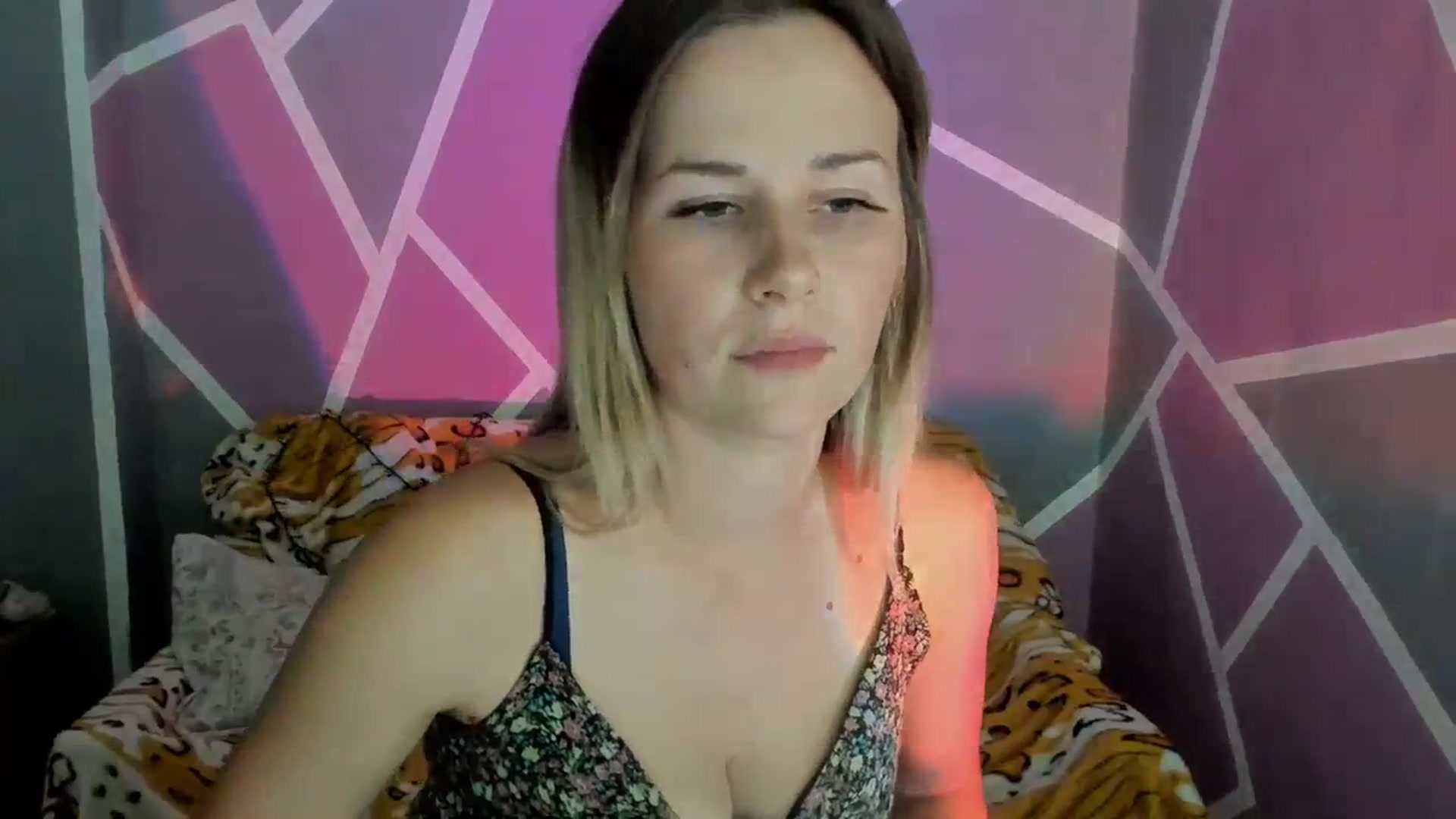 Gallery image thumbnail from UkrBeauty's myfreecams stream on, 09/14/2023, 16:31 image 14 of 20
