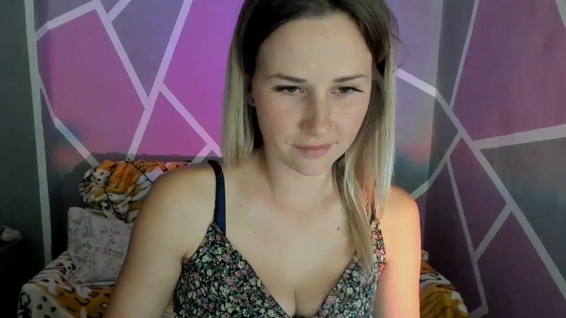 Gallery image thumbnail from UkrBeauty's myfreecams stream on, 09/14/2023, 16:31 image 12 of 20
