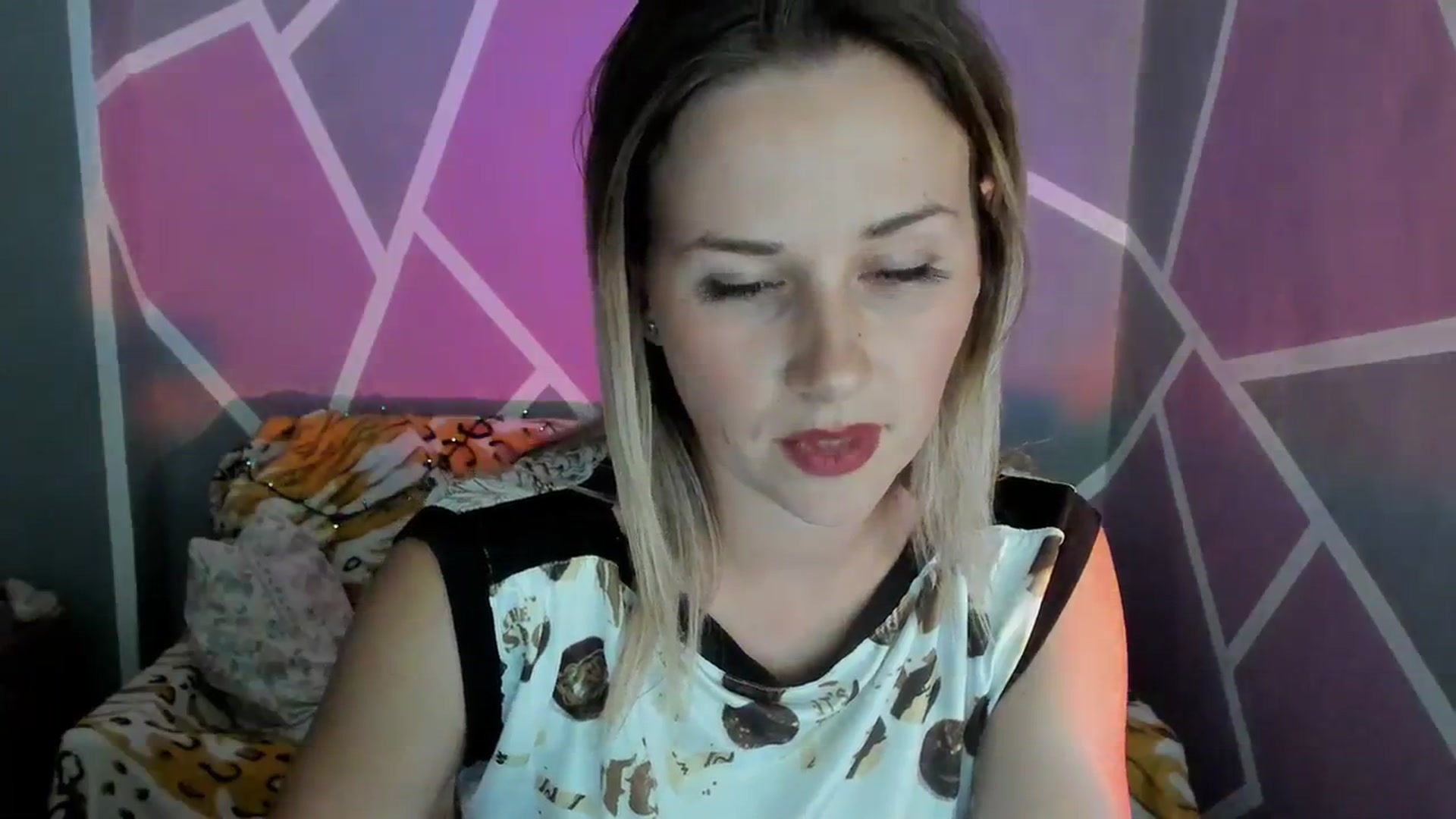 Gallery image thumbnail from UkrBeauty's myfreecams stream on, 09/16/2023, 15:30 image 19 of 20