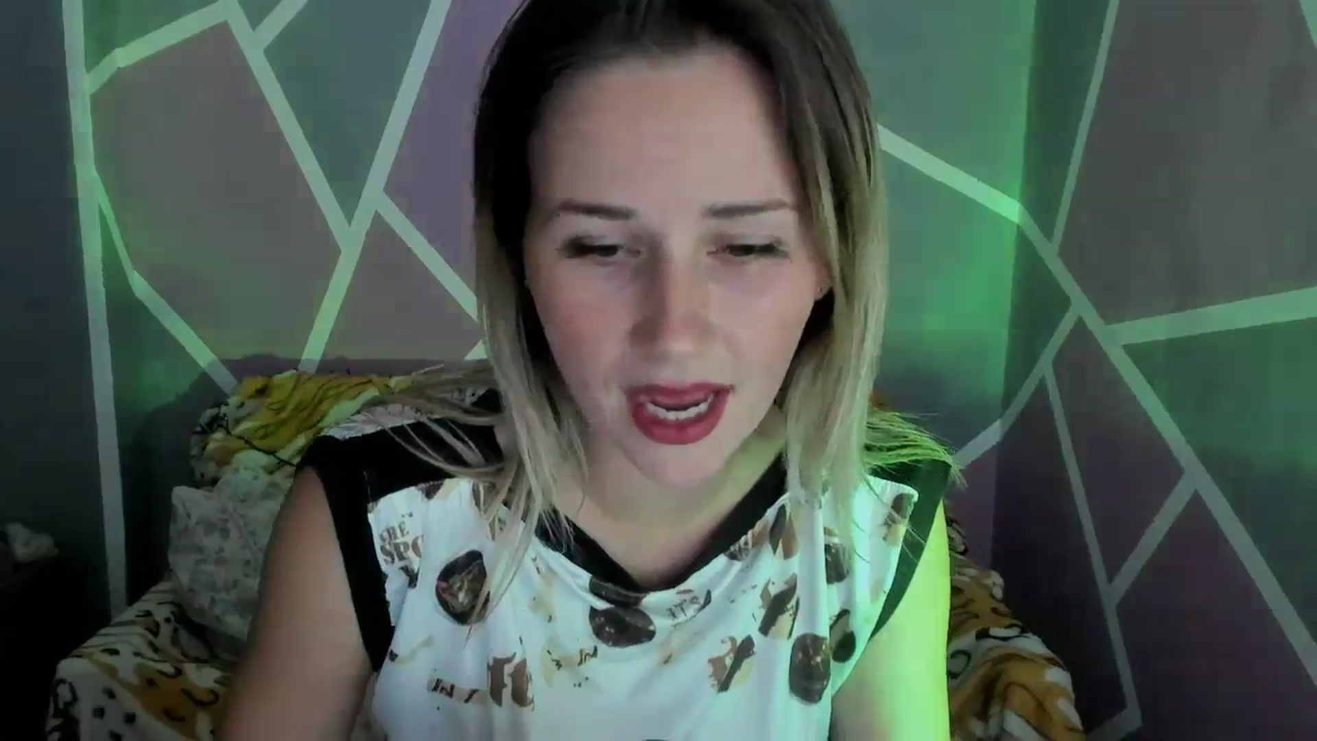 Gallery image thumbnail from UkrBeauty's myfreecams stream on, 09/16/2023, 15:30 image 17 of 20
