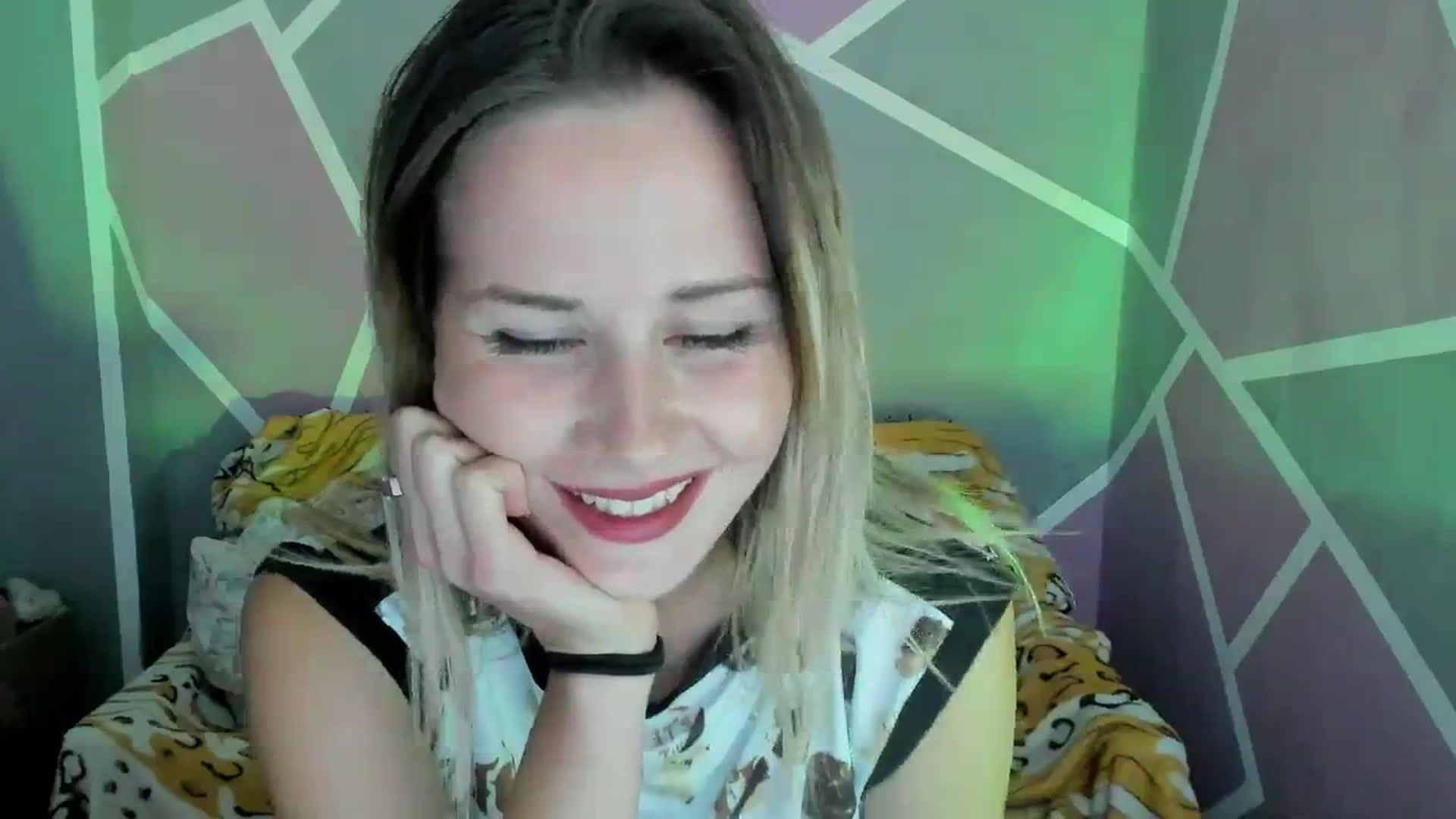 Gallery image thumbnail from UkrBeauty's myfreecams stream on, 09/16/2023, 15:30 image 10 of 20