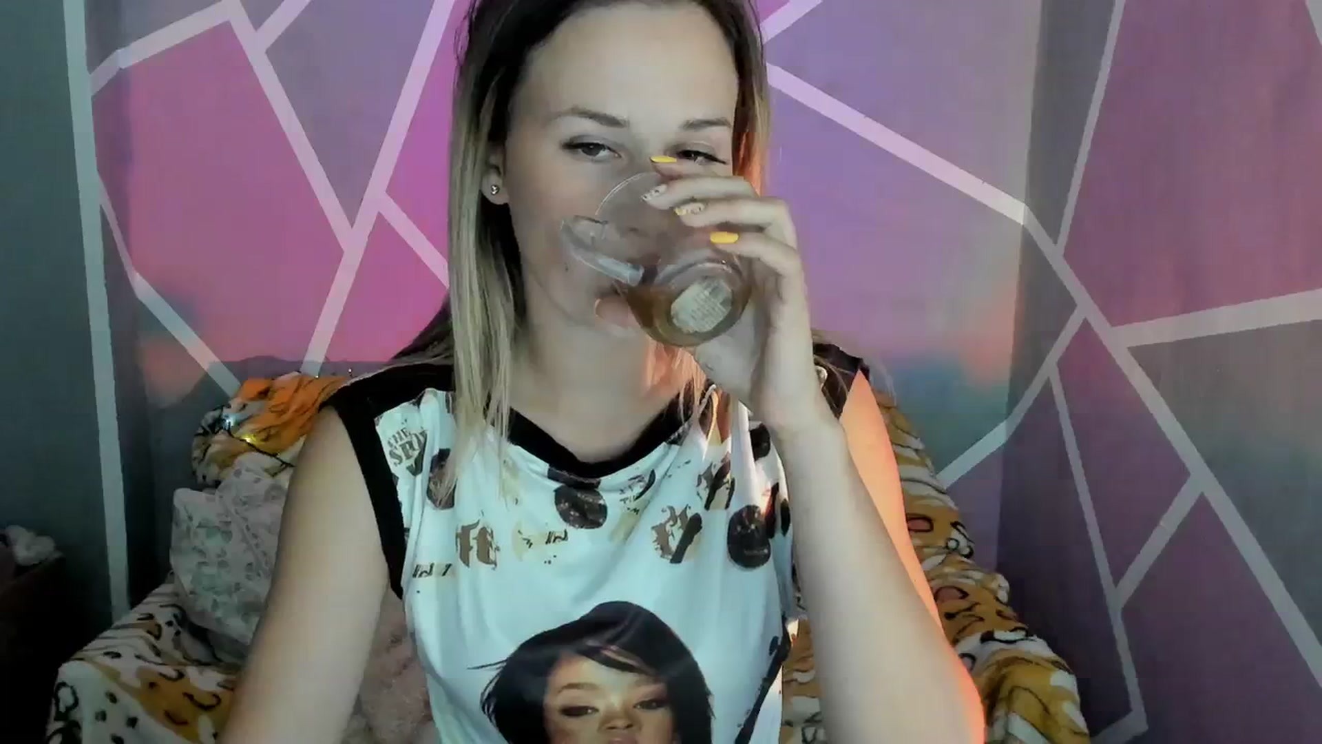 Gallery image thumbnail from UkrBeauty's myfreecams stream on, 09/16/2023, 15:30 image 12 of 20