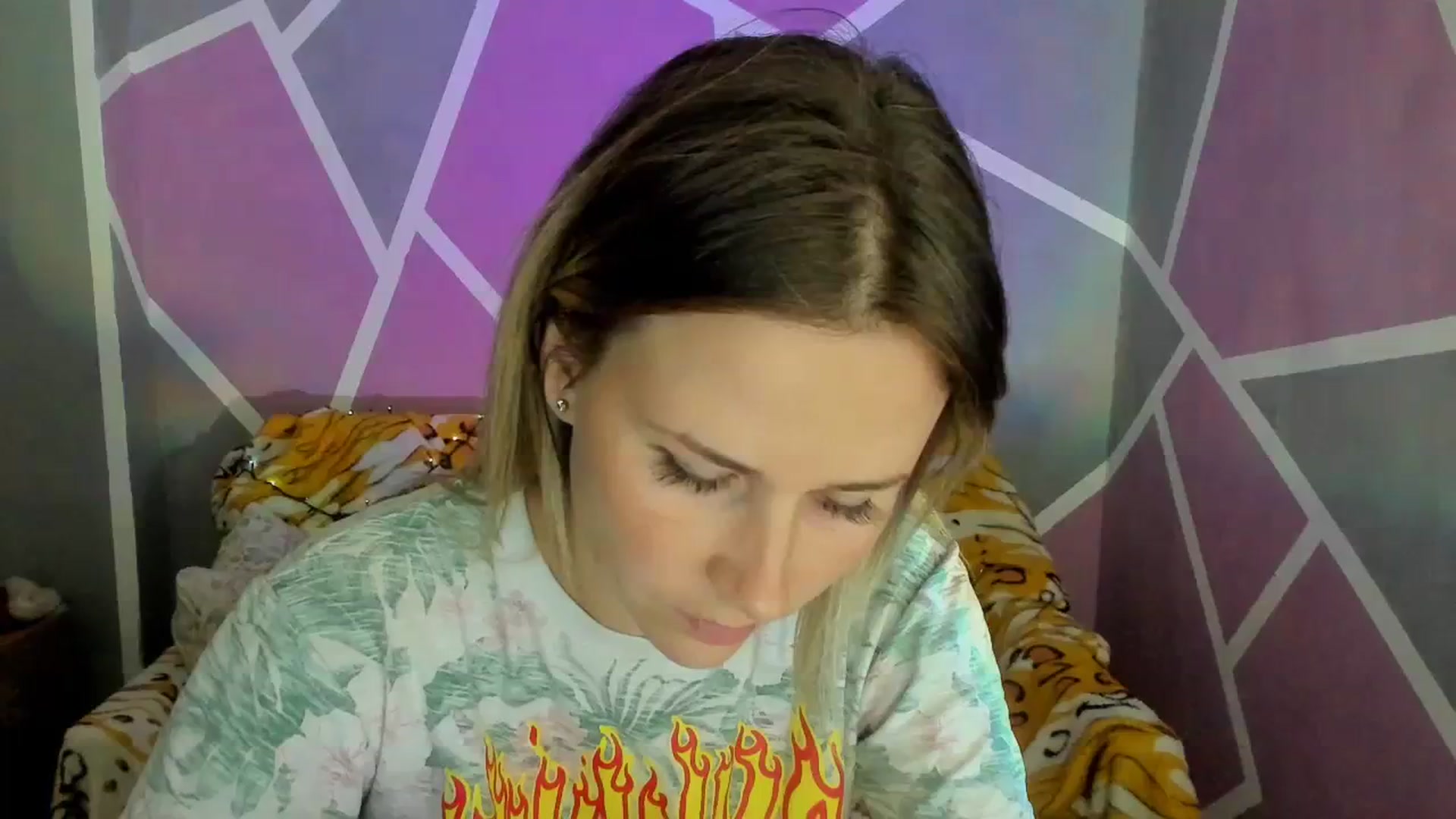Gallery image thumbnail from UkrBeauty's myfreecams stream on, 09/18/2023, 16:16 image 1 of 20