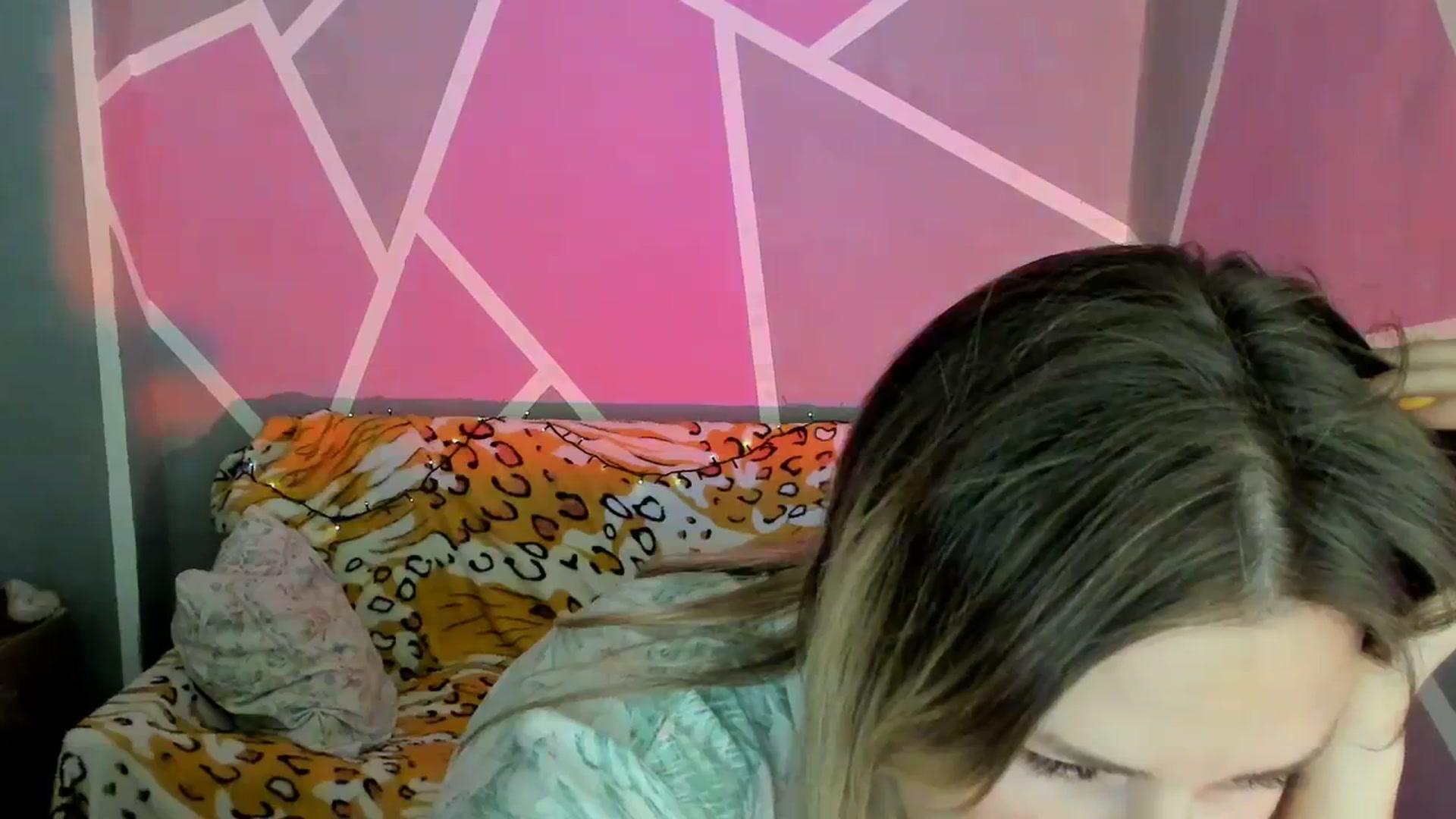 Gallery image thumbnail from UkrBeauty's myfreecams stream on, 09/18/2023, 16:42 image 5 of 20