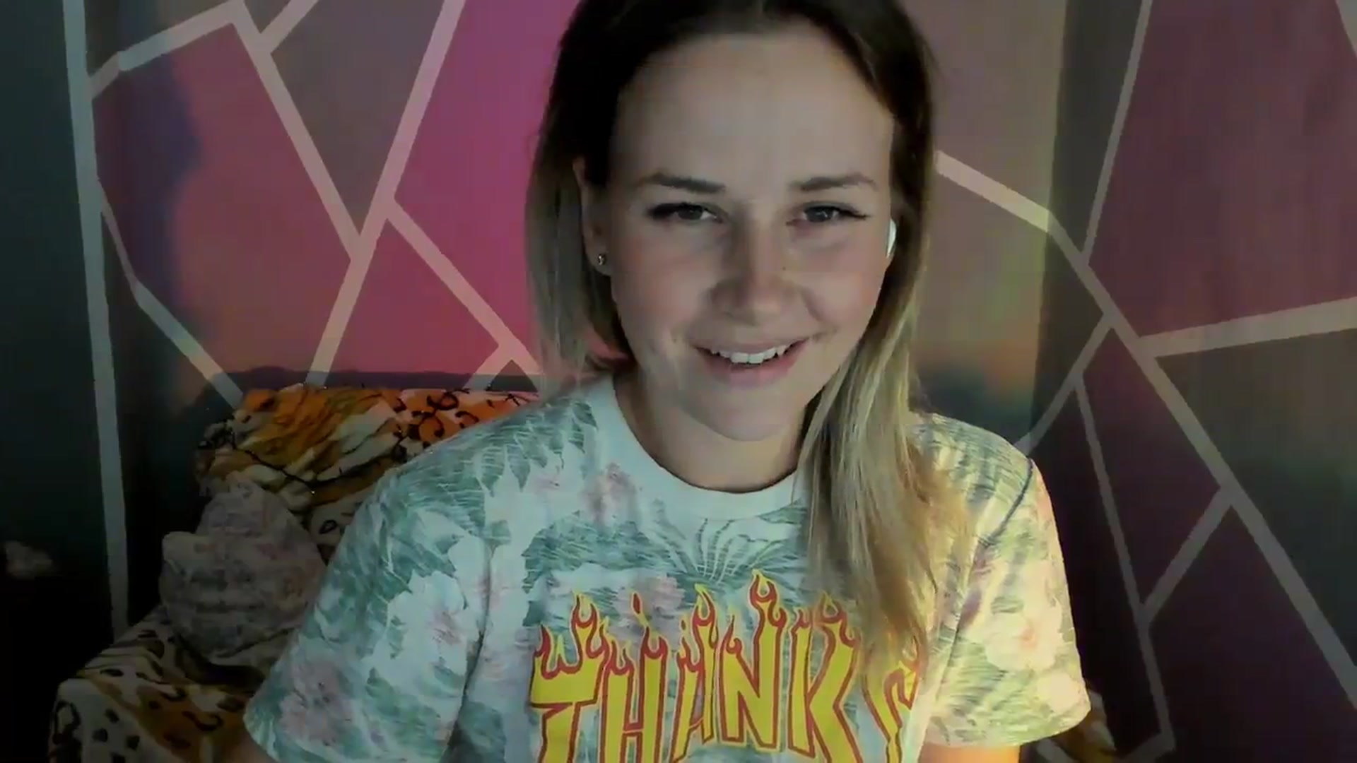 Gallery image thumbnail from UkrBeauty's myfreecams stream on, 09/18/2023, 16:59 image 6 of 20