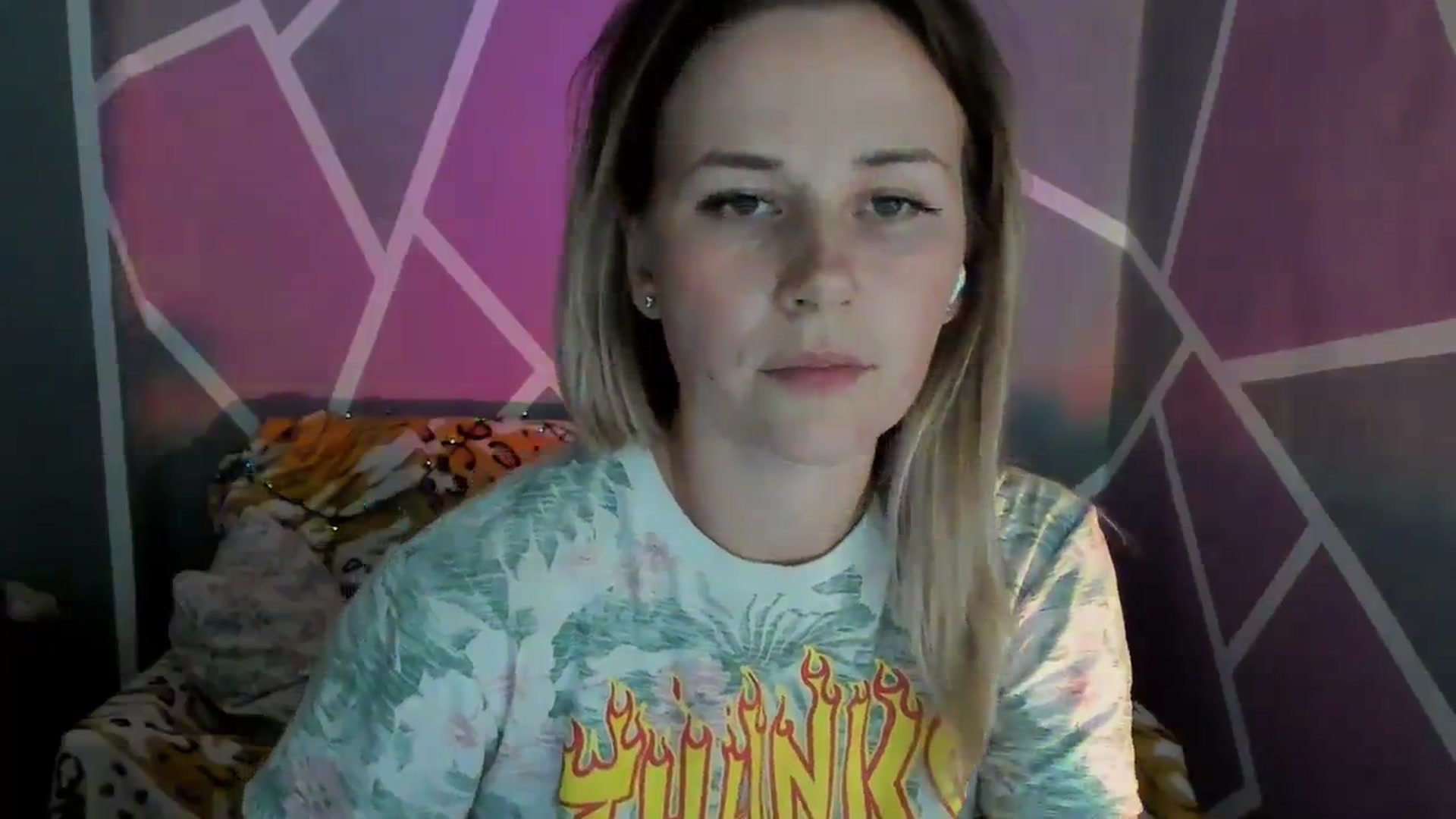 Gallery image thumbnail from UkrBeauty's myfreecams stream on, 09/18/2023, 16:59 image 16 of 20