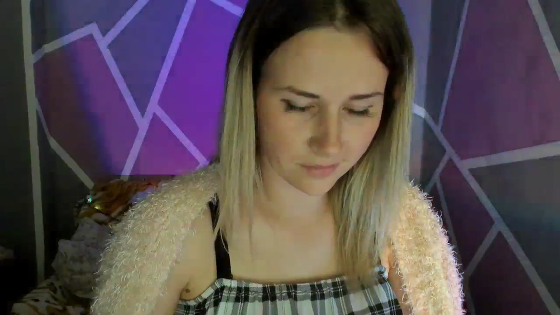 Gallery image thumbnail from UkrBeauty's myfreecams stream on, 09/24/2023, 16:08 image 20 of 20