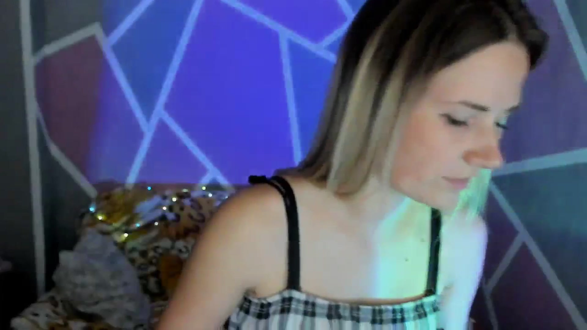 Gallery image thumbnail from UkrBeauty's myfreecams stream on, 09/24/2023, 16:08 image 8 of 20
