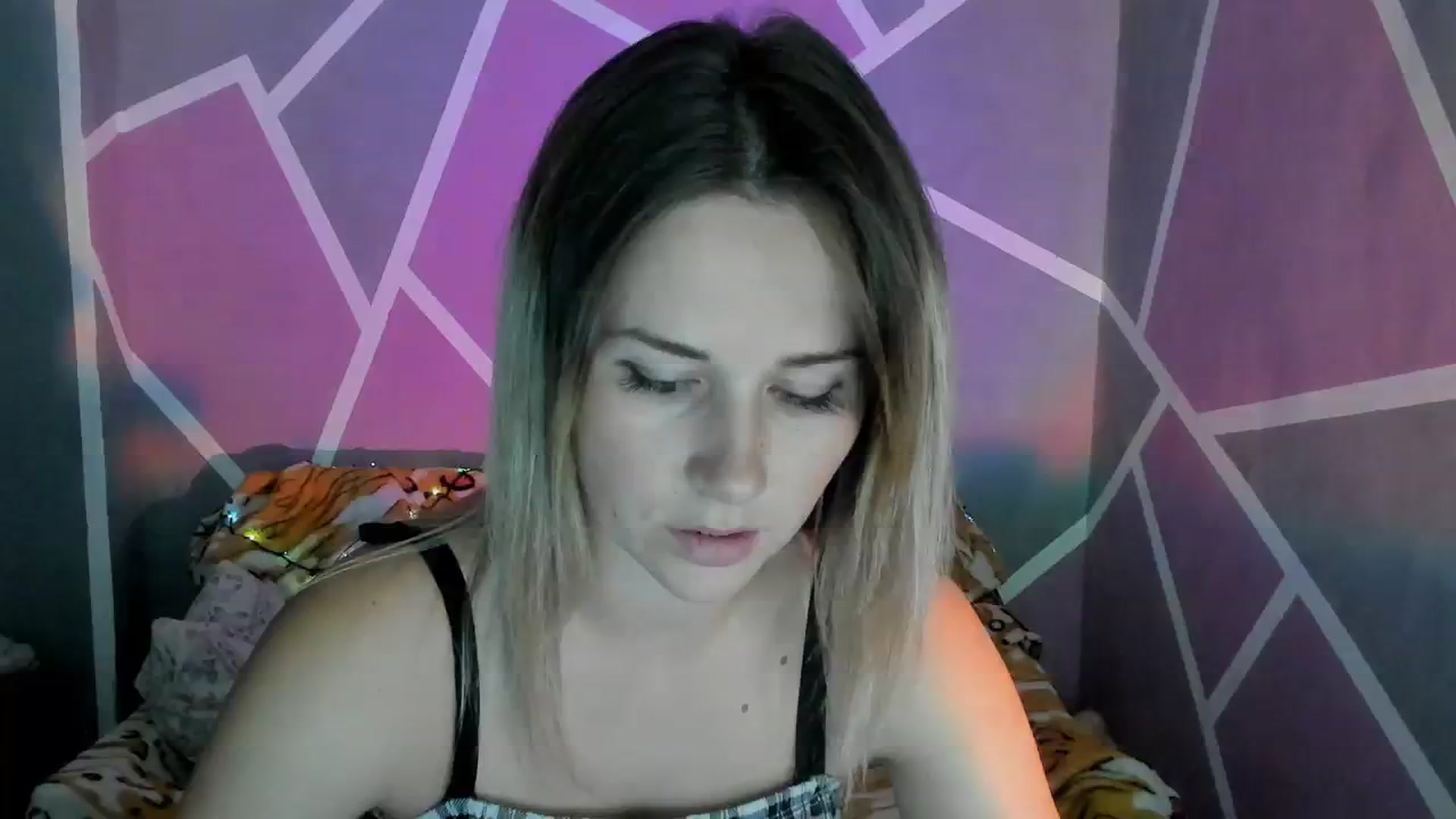 Gallery image thumbnail from UkrBeauty's myfreecams stream on, 09/24/2023, 16:08 image 1 of 20