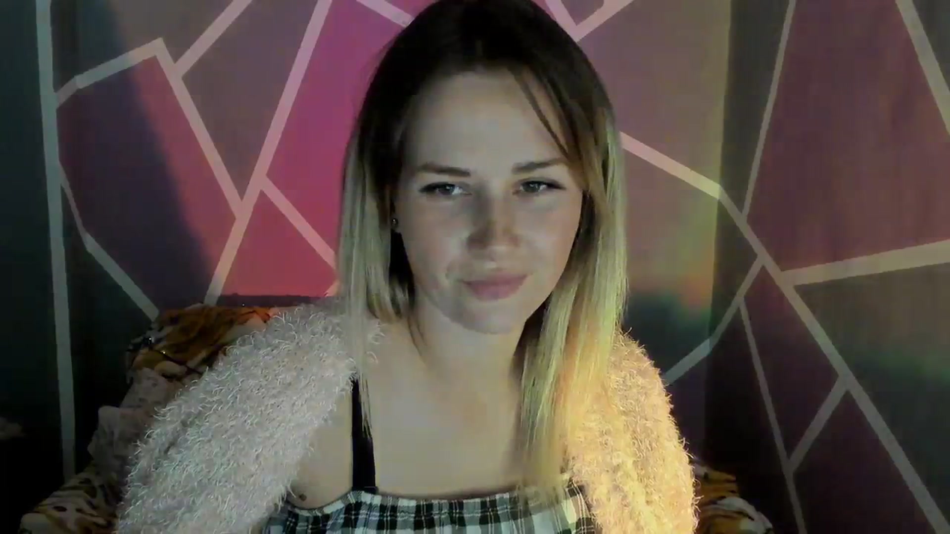 Gallery image thumbnail from UkrBeauty's myfreecams stream on, 09/24/2023, 16:08 image 17 of 20