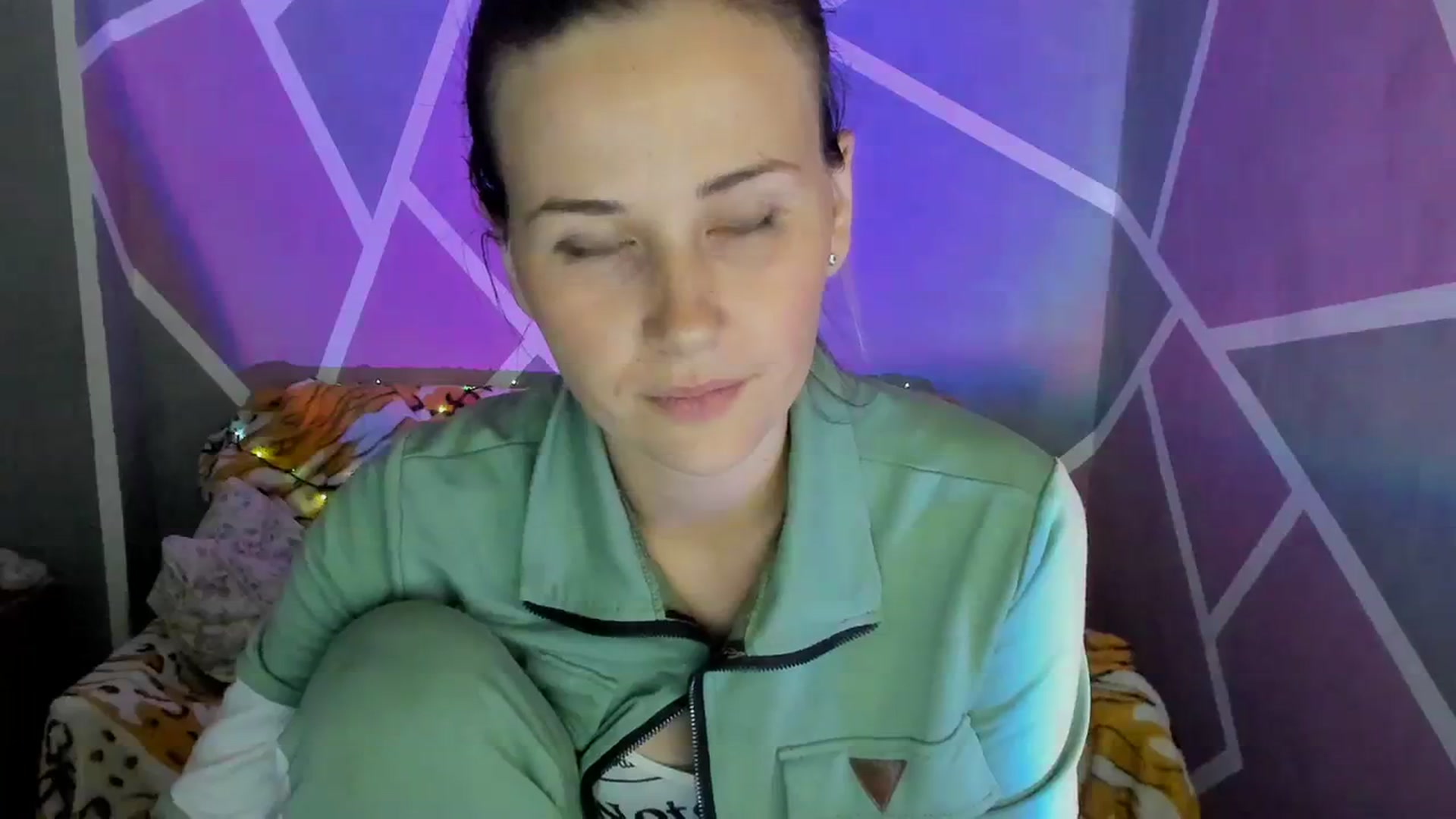 Gallery image thumbnail from UkrBeauty's myfreecams stream on, 09/26/2023, 17:31 image 16 of 20