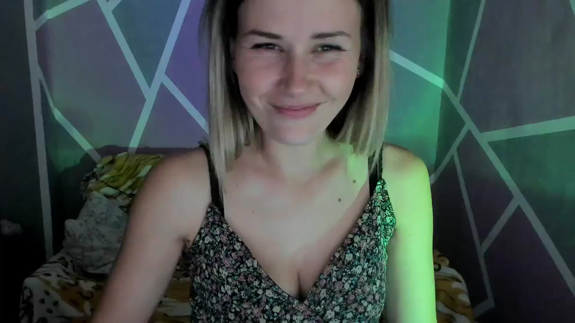 Gallery image thumbnail from UkrBeauty's myfreecams stream on, 09/27/2023, 15:51 image 11 of 20