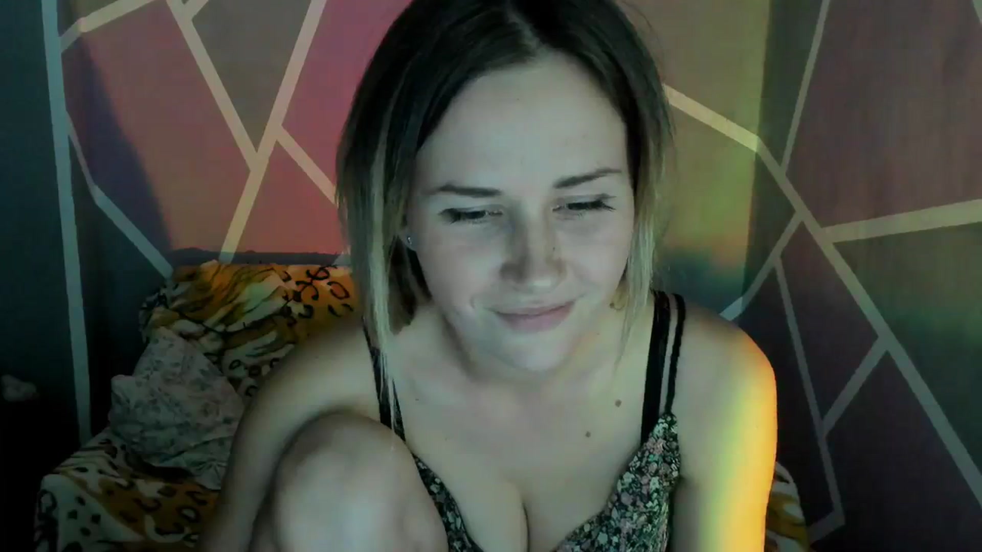 Gallery image thumbnail from UkrBeauty's myfreecams stream on, 09/27/2023, 16:36 image 12 of 20
