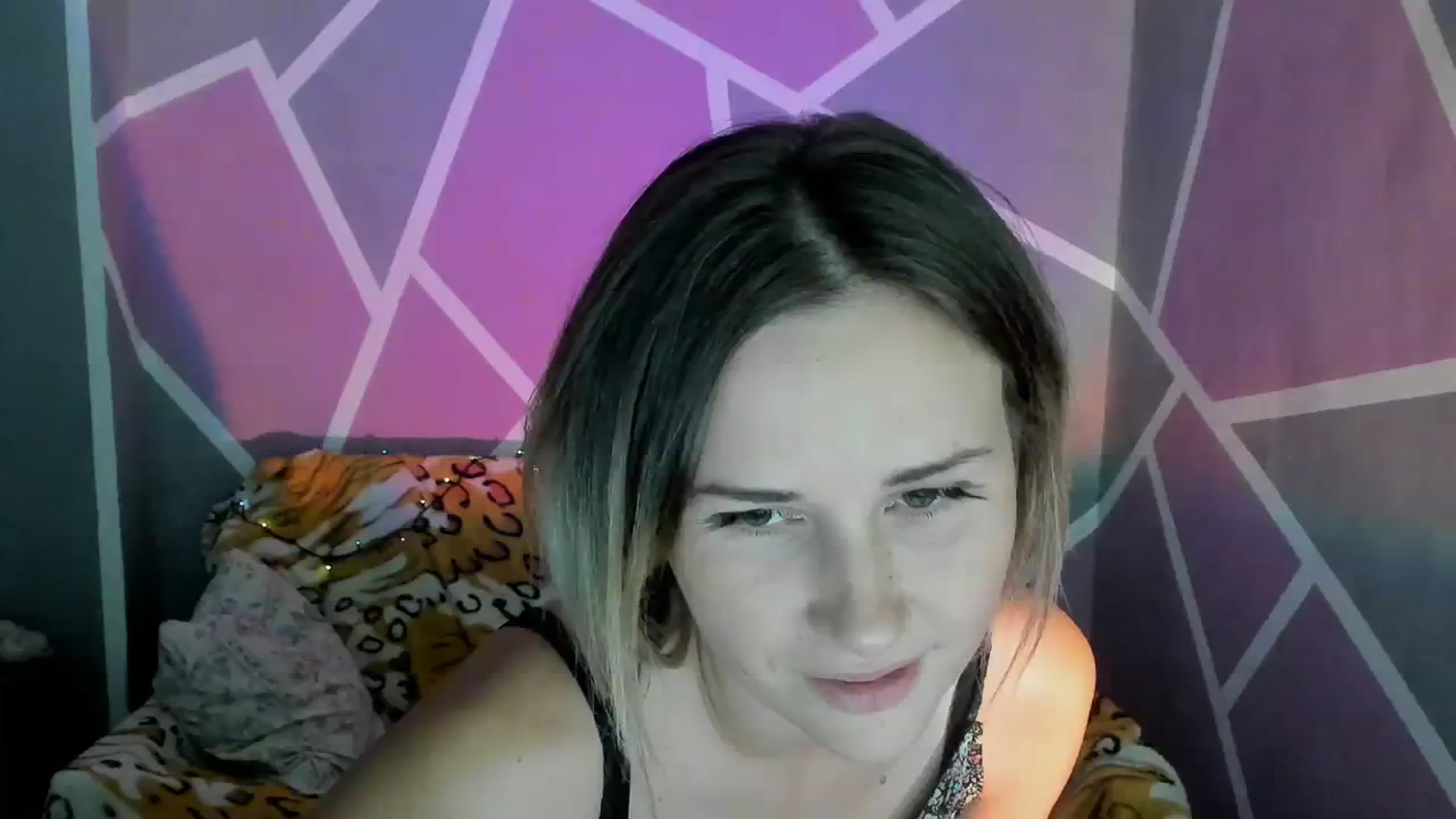 Gallery image thumbnail from UkrBeauty's myfreecams stream on, 09/27/2023, 16:36 image 16 of 20