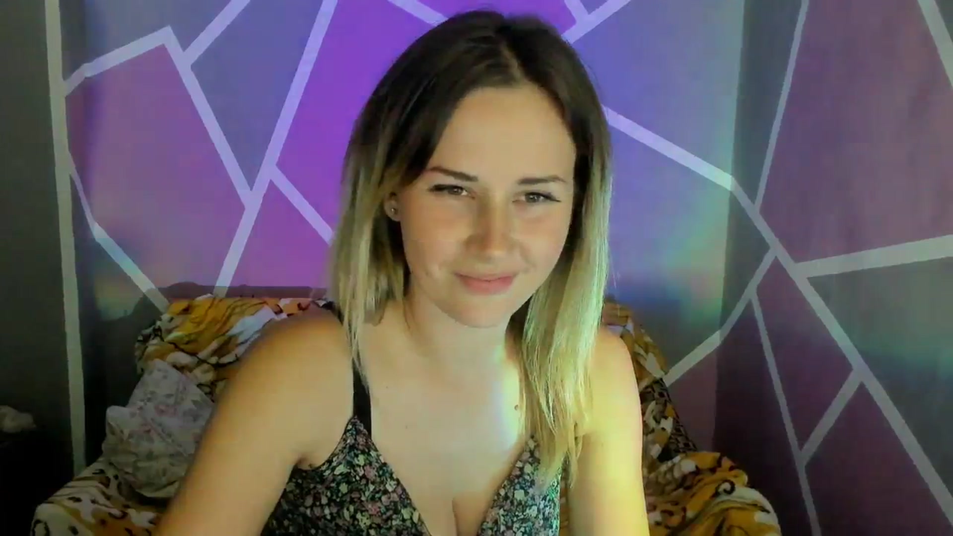 Gallery image thumbnail from UkrBeauty's myfreecams stream on, 09/27/2023, 16:36 image 18 of 20