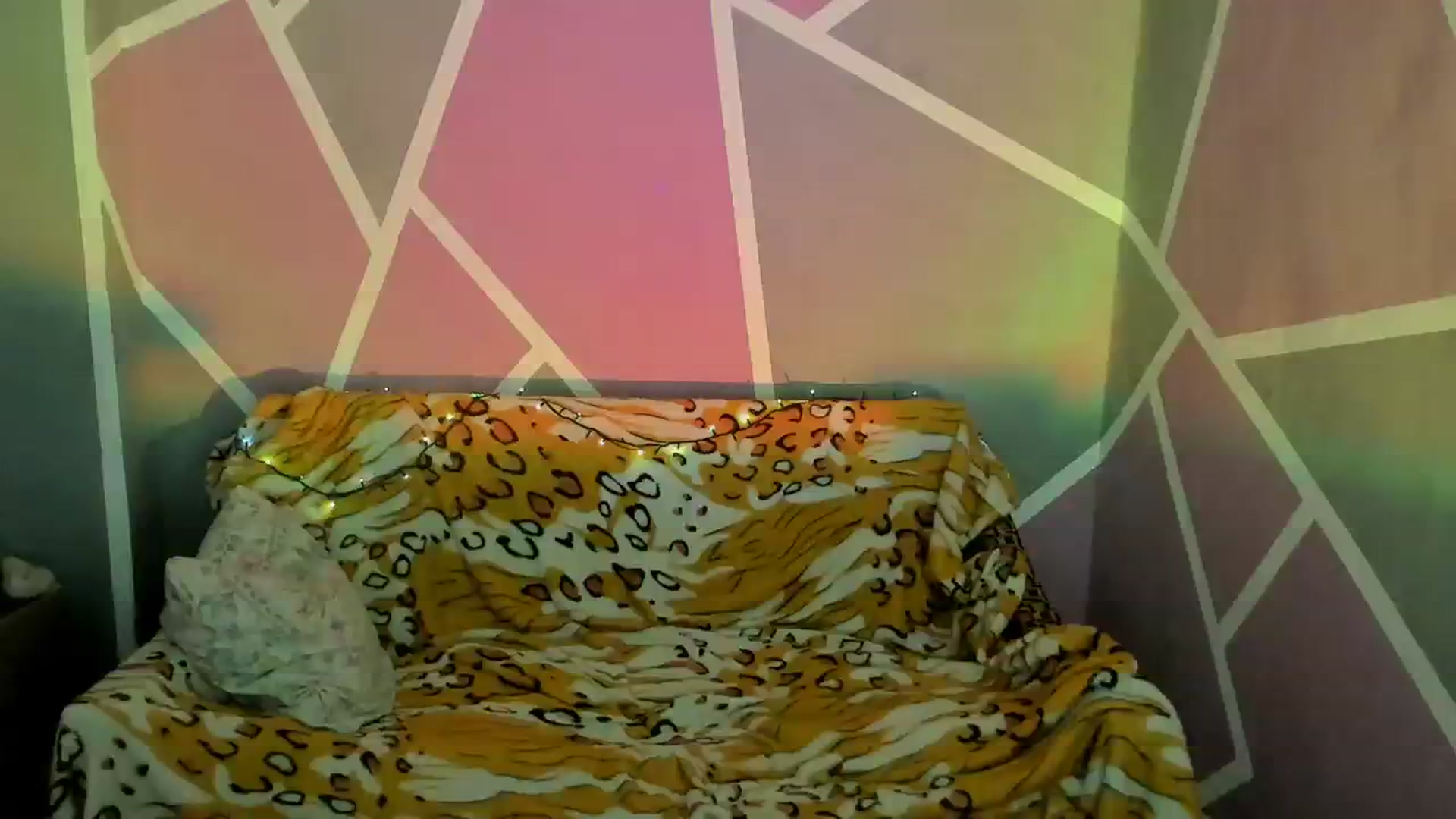 Gallery image thumbnail from UkrBeauty's myfreecams stream on, 09/27/2023, 16:36 image 6 of 20
