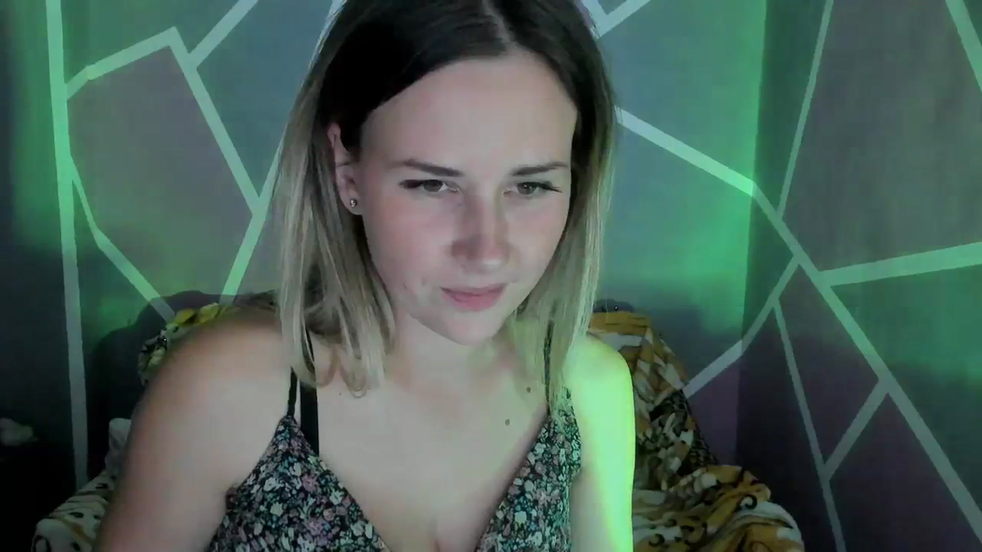Gallery image thumbnail from UkrBeauty's myfreecams stream on, 09/27/2023, 16:36 image 20 of 20