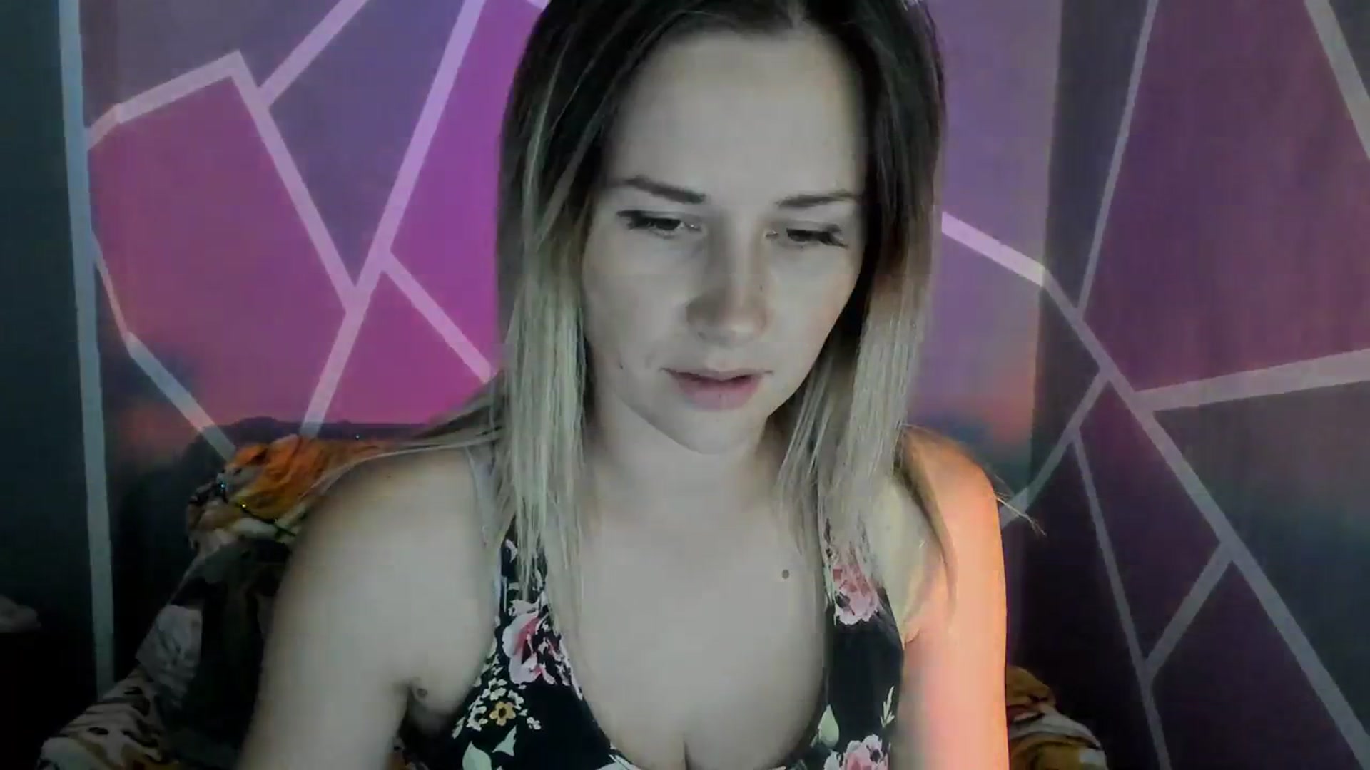 Gallery image thumbnail from UkrBeauty's myfreecams stream on, 09/28/2023, 15:01 image 5 of 20