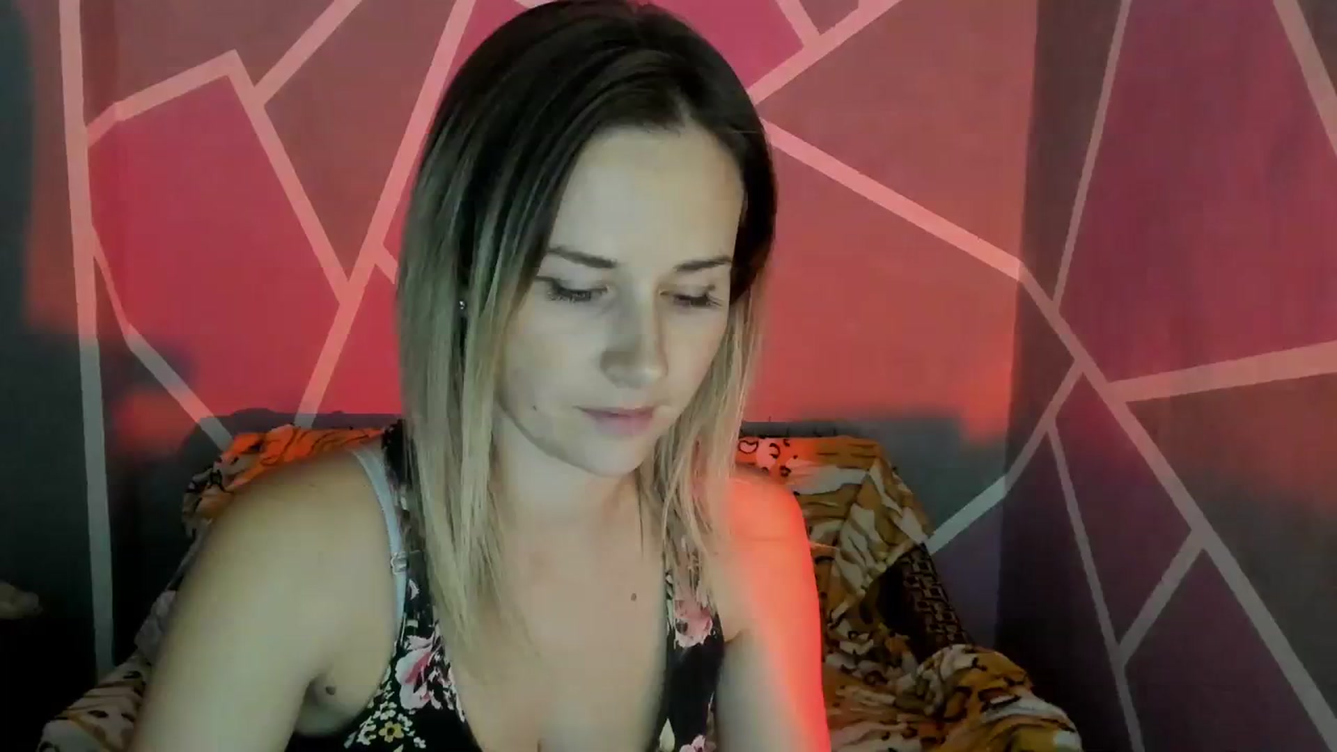 Gallery image thumbnail from UkrBeauty's myfreecams stream on, 09/28/2023, 15:01 image 8 of 20
