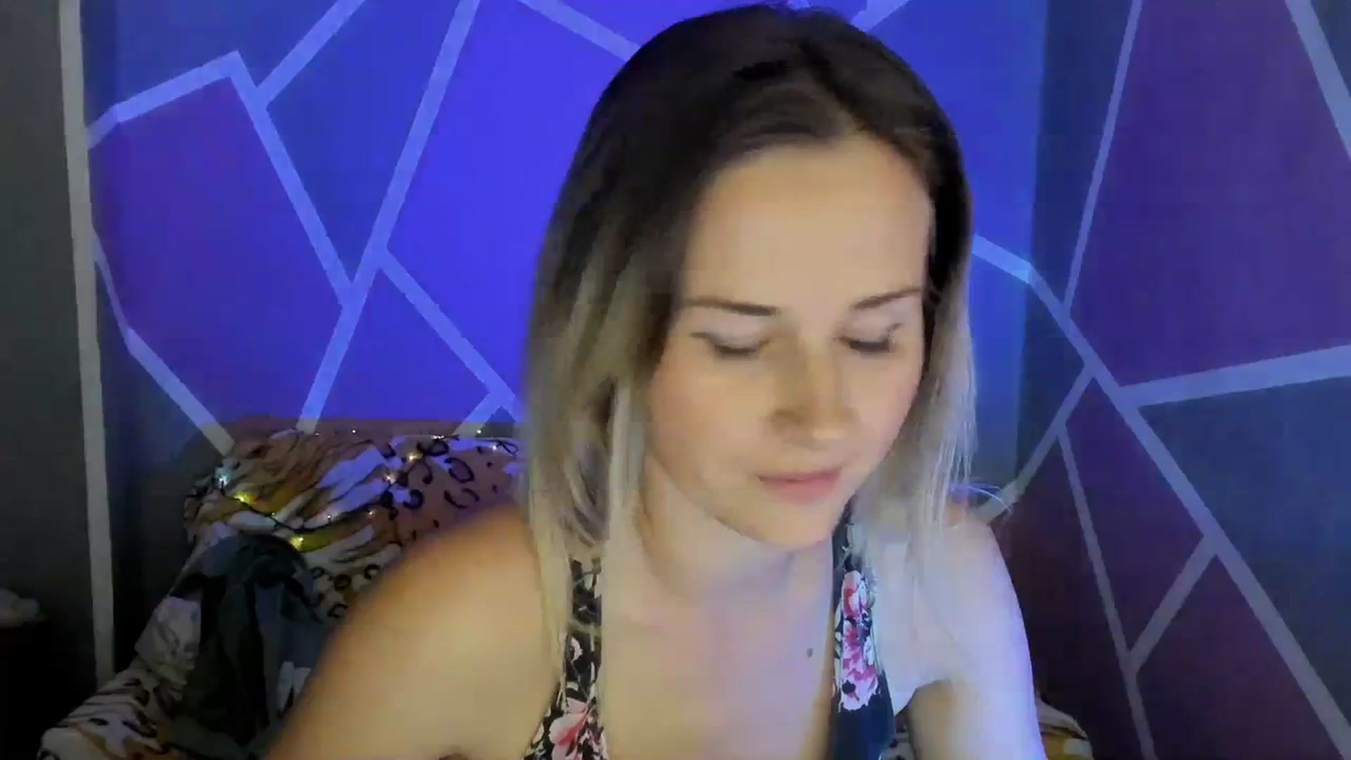 Gallery image thumbnail from UkrBeauty's myfreecams stream on, 09/28/2023, 15:01 image 16 of 20