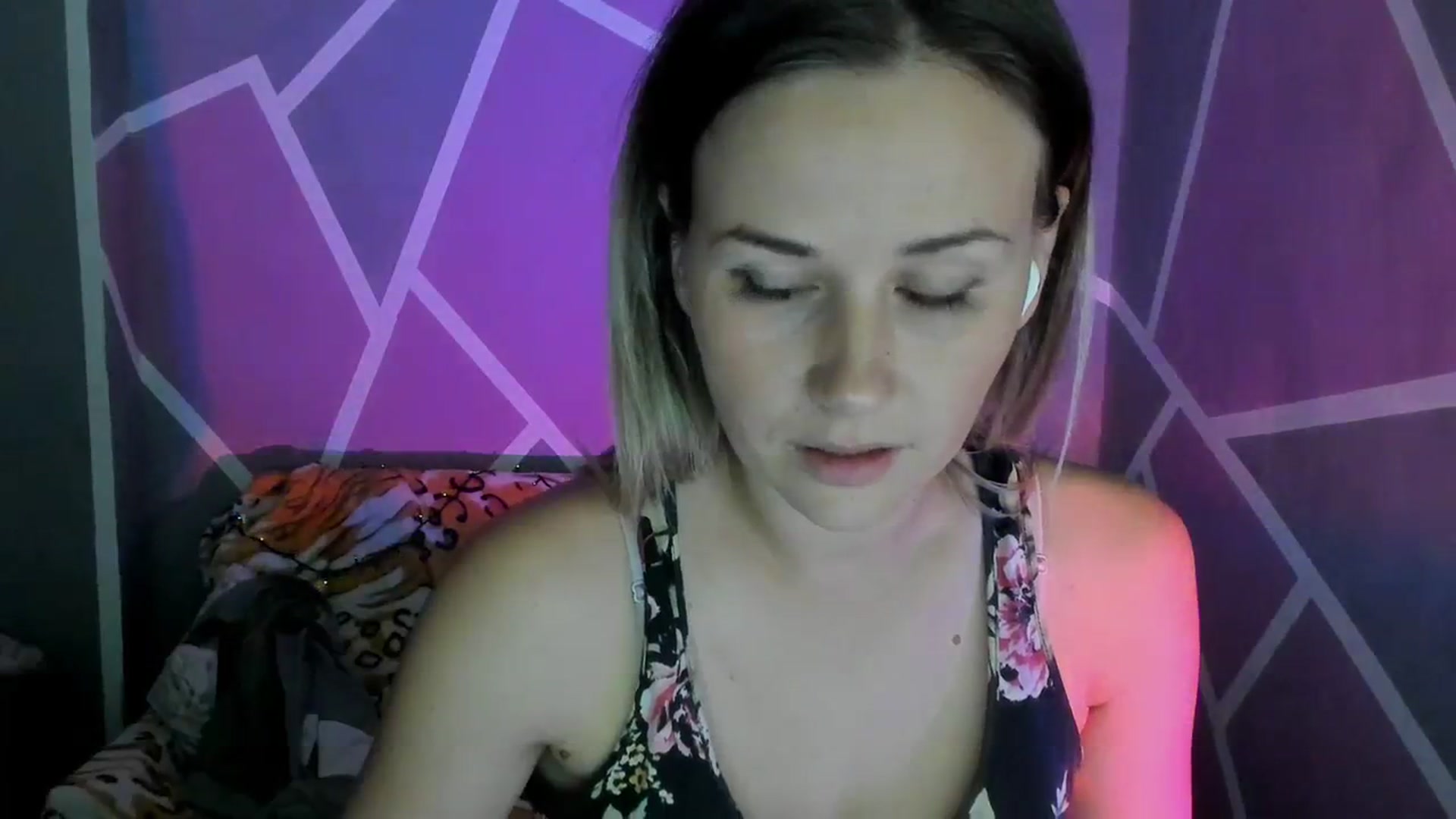Gallery image thumbnail from UkrBeauty's myfreecams stream on, 09/28/2023, 16:23 image 4 of 20