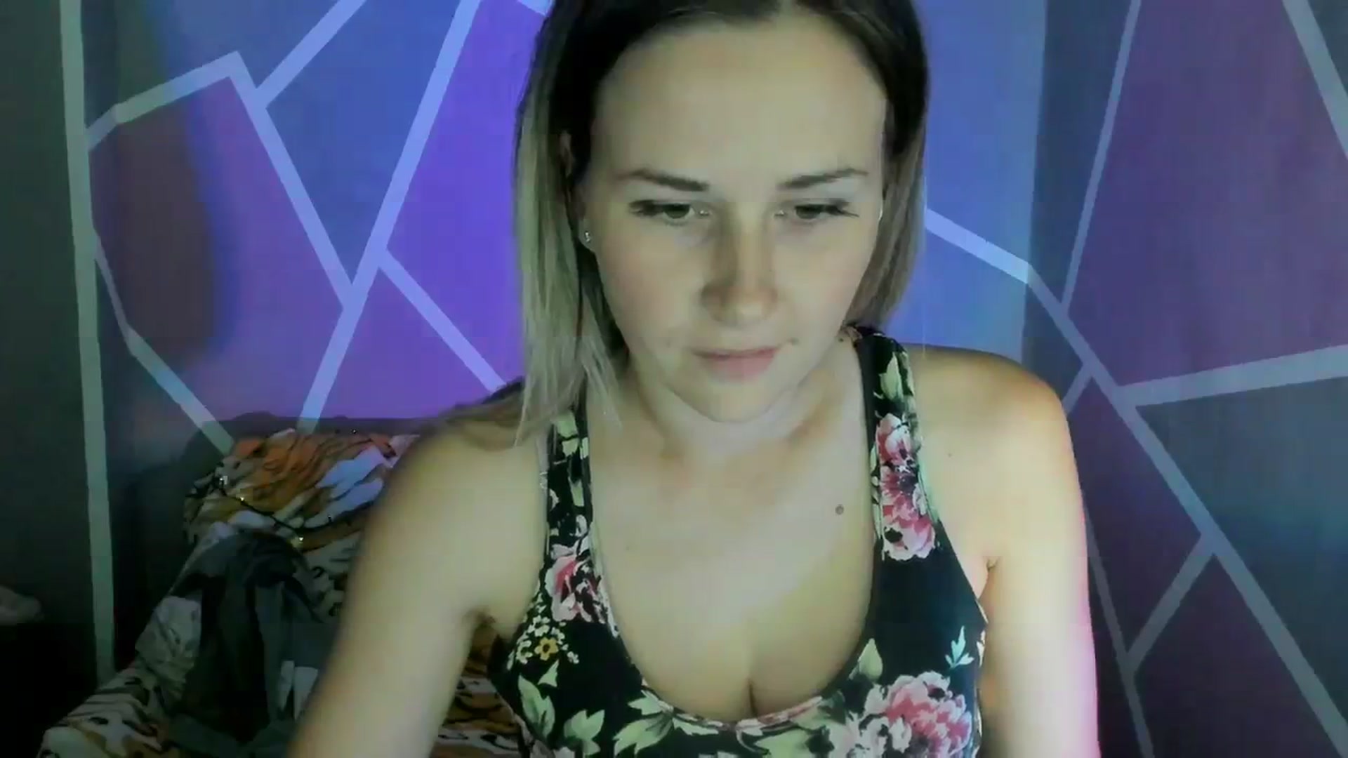 Gallery image thumbnail from UkrBeauty's myfreecams stream on, 09/28/2023, 16:23 image 12 of 20