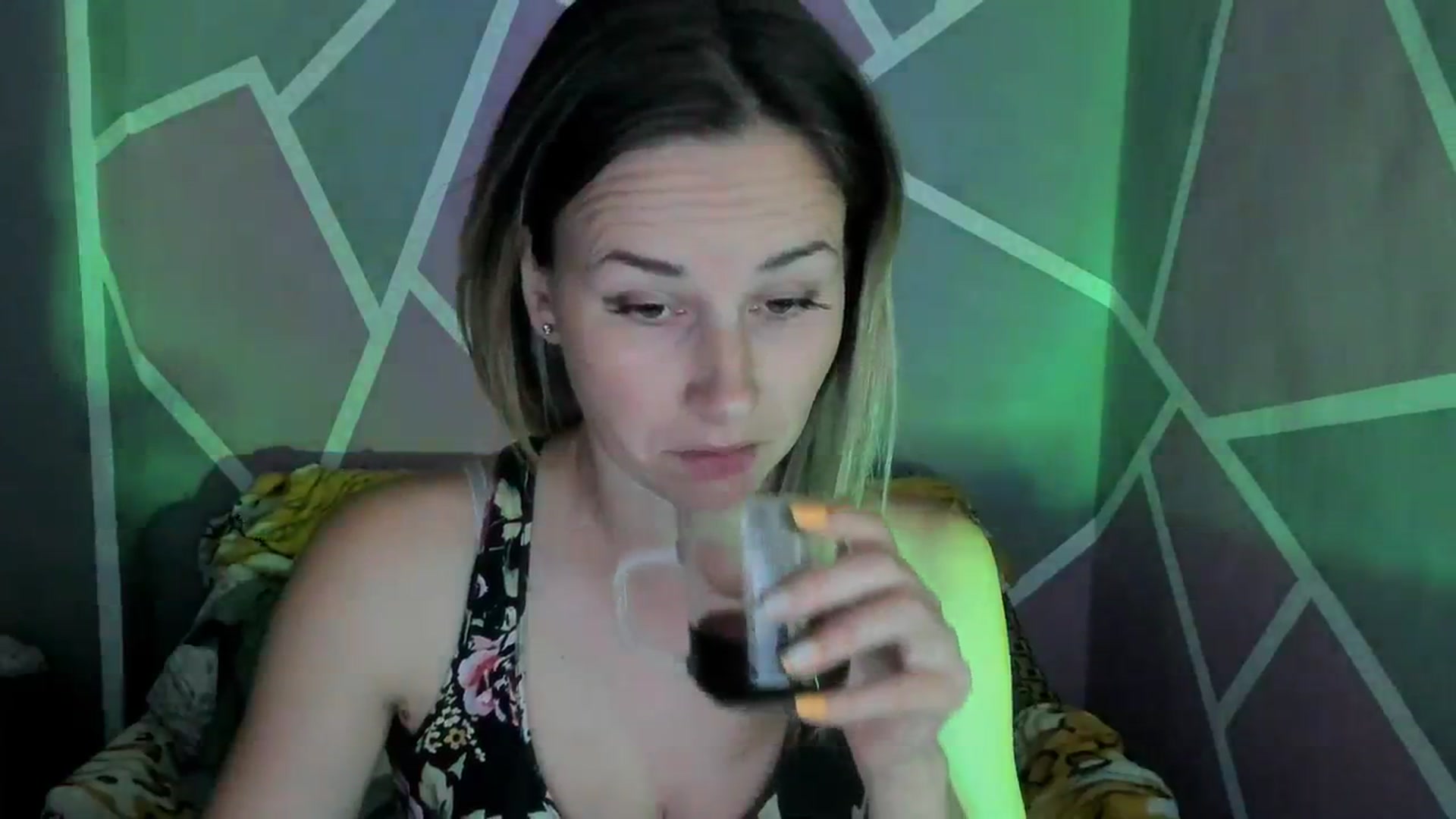 Gallery image thumbnail from UkrBeauty's myfreecams stream on, 09/28/2023, 16:23 image 19 of 20
