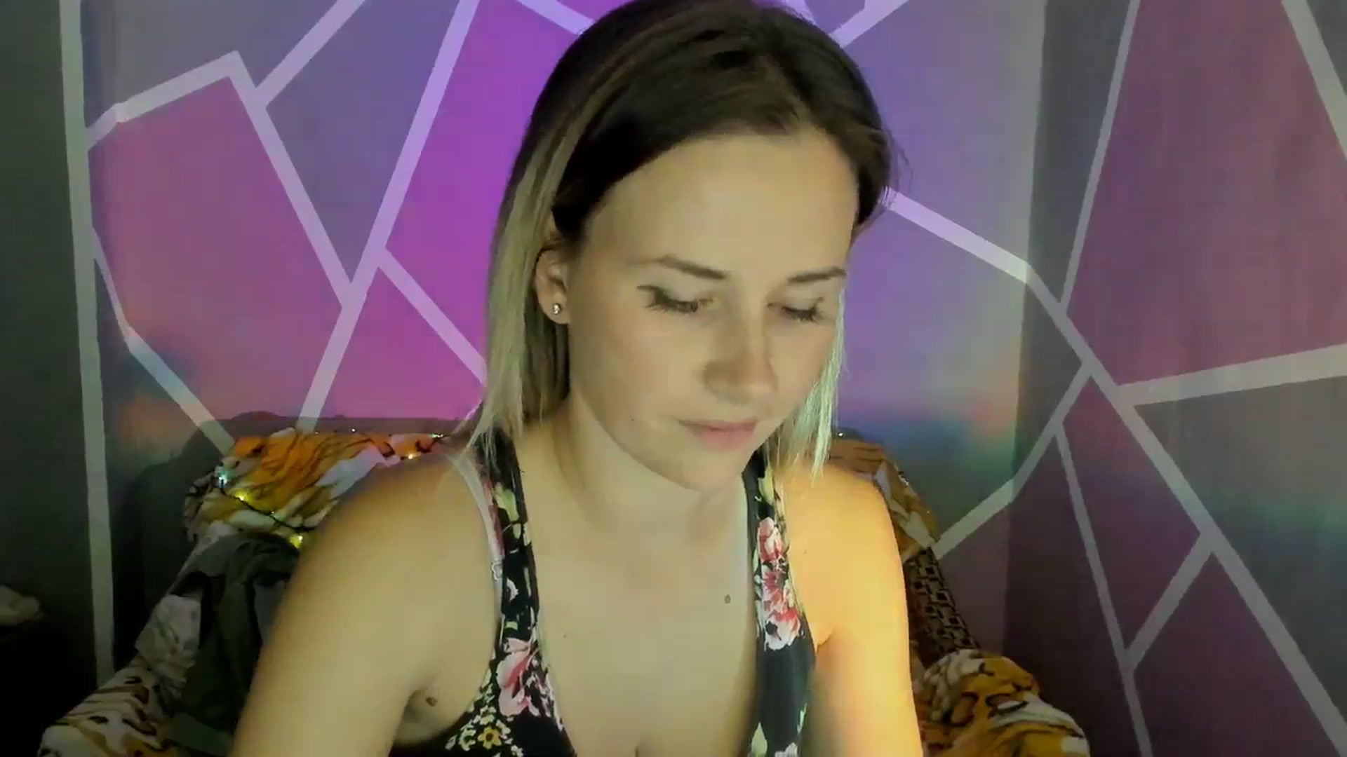 Gallery image thumbnail from UkrBeauty's myfreecams stream on, 09/28/2023, 16:23 image 6 of 20
