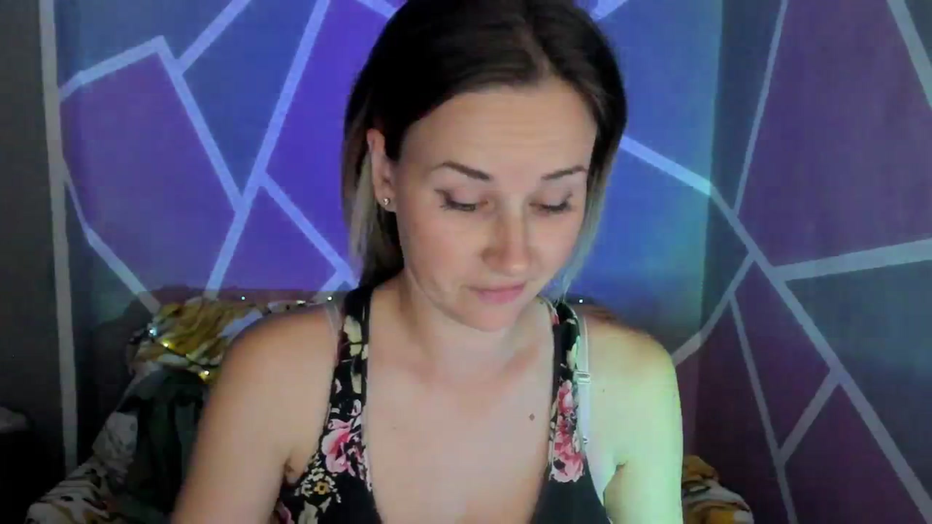 Gallery image thumbnail from UkrBeauty's myfreecams stream on, 09/28/2023, 16:23 image 16 of 20