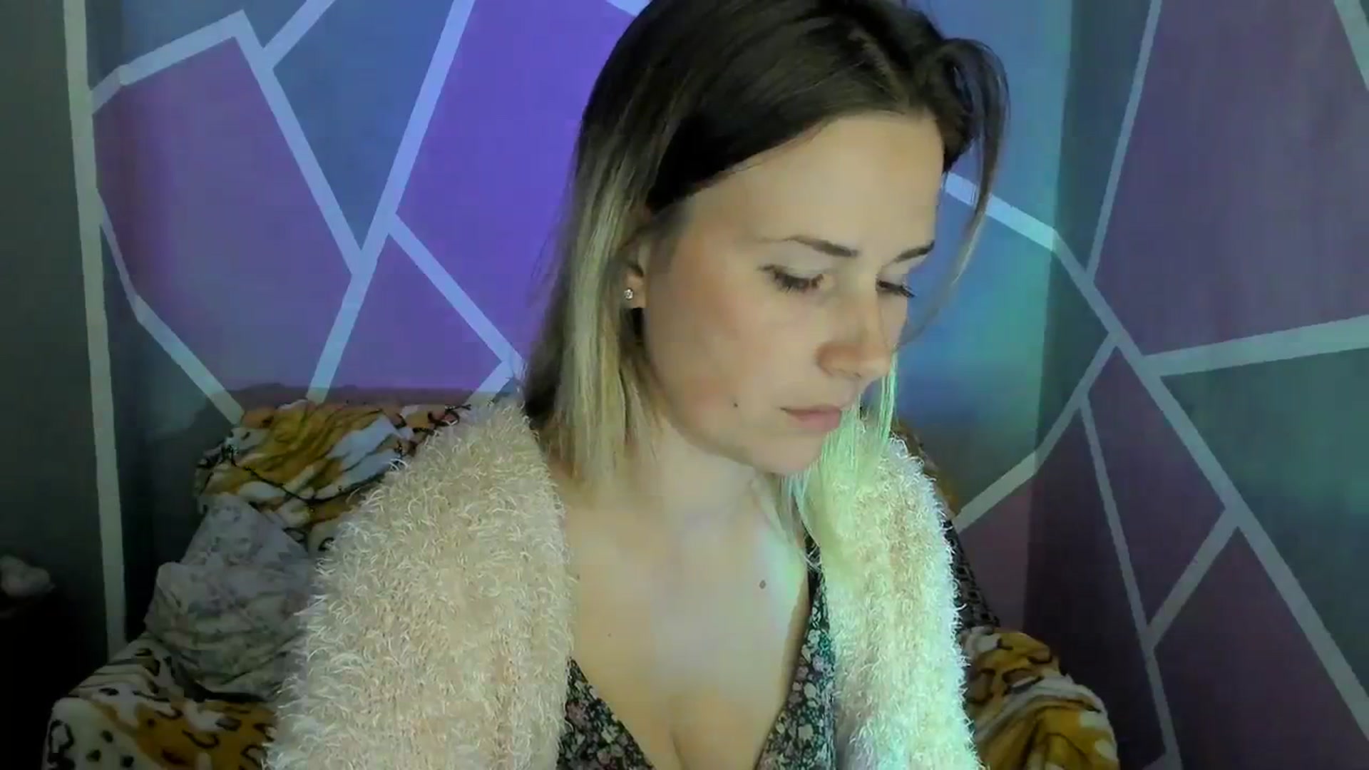 Gallery image thumbnail from UkrBeauty's myfreecams stream on, 10/02/2023, 15:57 image 7 of 20