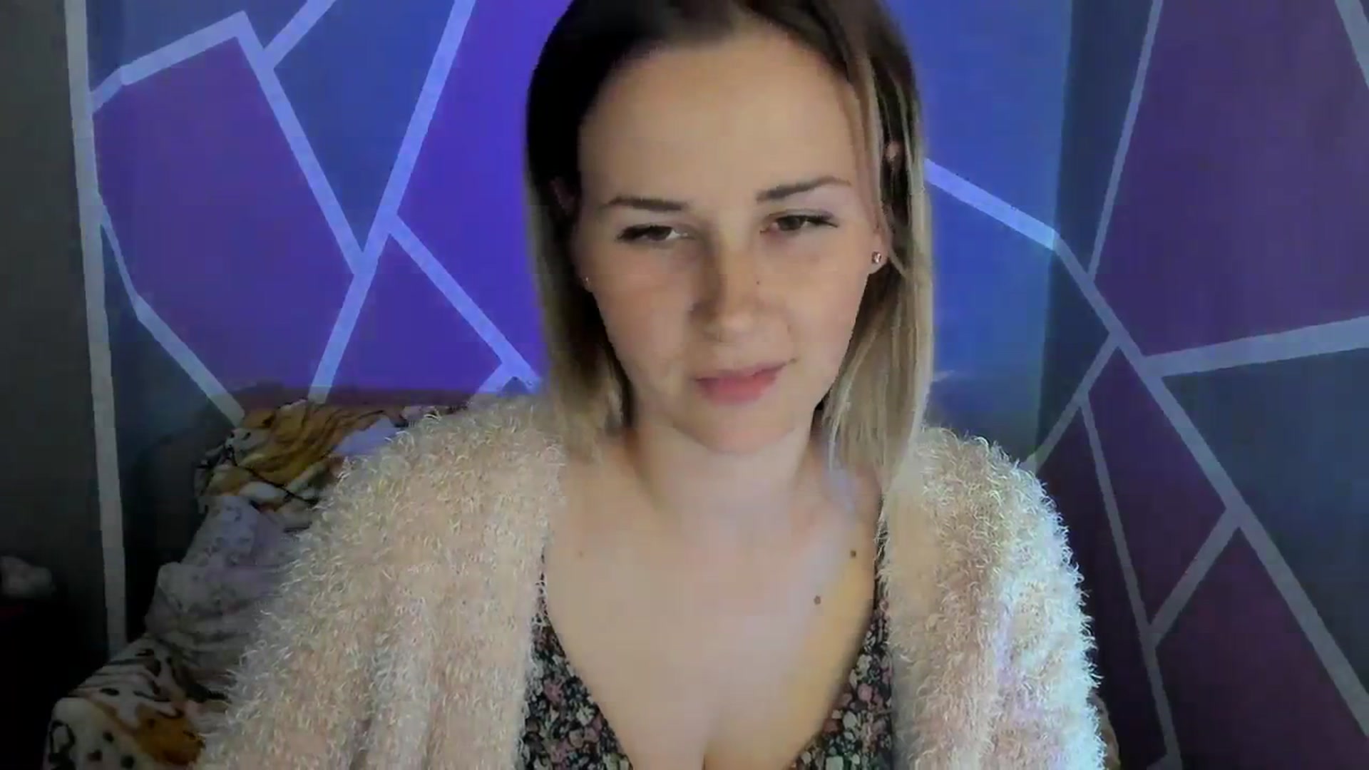 Gallery image thumbnail from UkrBeauty's myfreecams stream on, 10/02/2023, 15:57 image 5 of 20