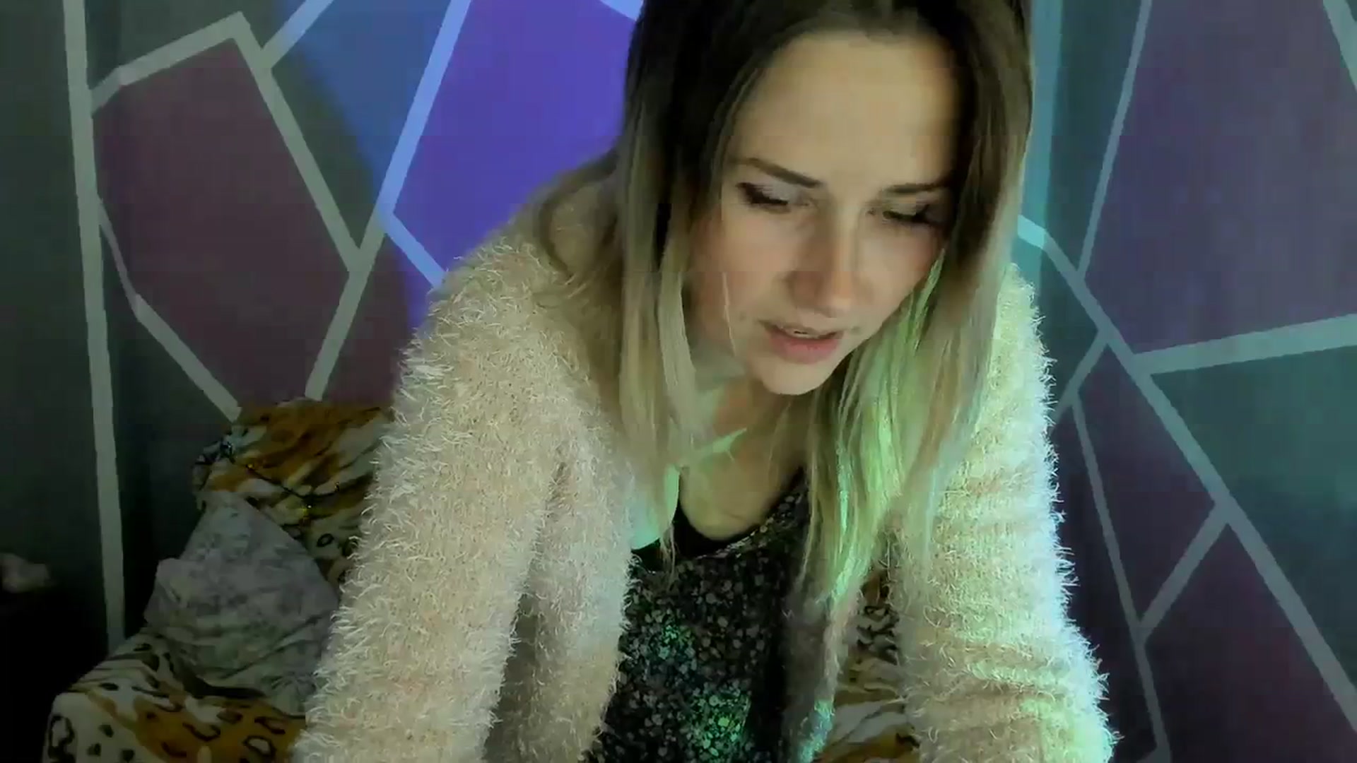 Gallery image thumbnail from UkrBeauty's myfreecams stream on, 10/02/2023, 16:52 image 6 of 20