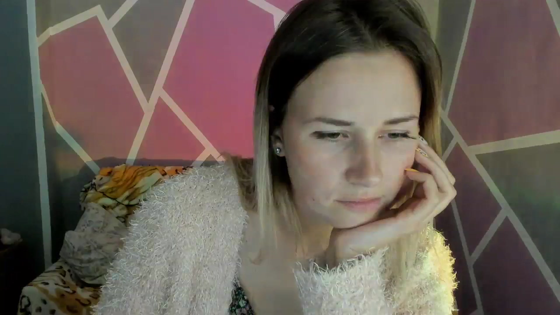 Gallery image thumbnail from UkrBeauty's myfreecams stream on, 10/02/2023, 16:52 image 14 of 20