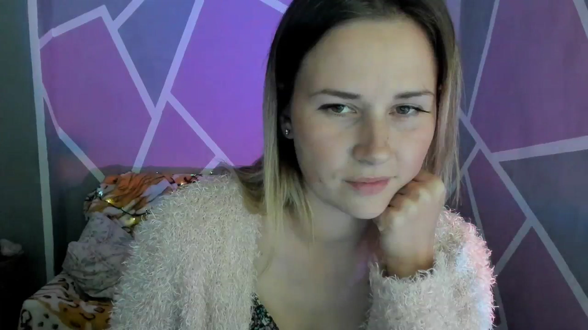 Gallery image thumbnail from UkrBeauty's myfreecams stream on, 10/02/2023, 16:52 image 16 of 20