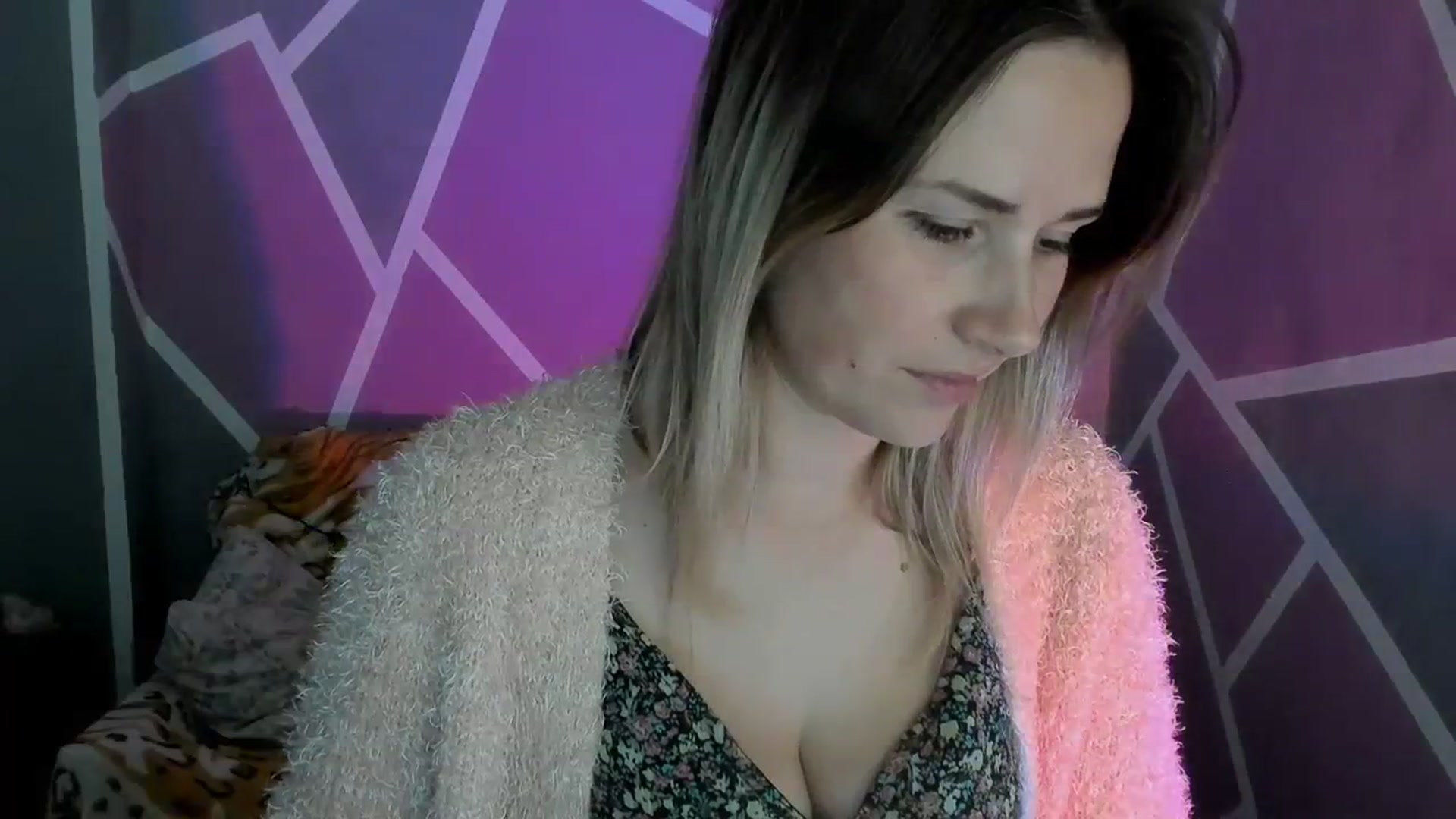 Gallery image thumbnail from UkrBeauty's myfreecams stream on, 10/02/2023, 16:52 image 4 of 20