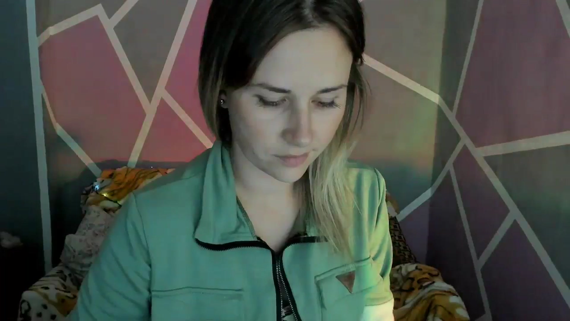 Gallery image thumbnail from UkrBeauty's myfreecams stream on, 10/04/2023, 16:34 image 2 of 20