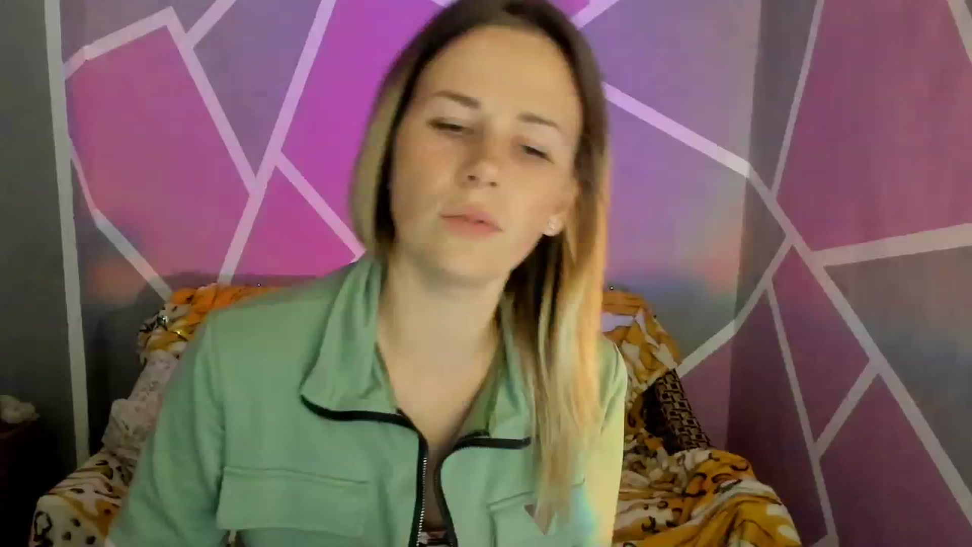 Gallery image thumbnail from UkrBeauty's myfreecams stream on, 10/04/2023, 16:34 image 1 of 20