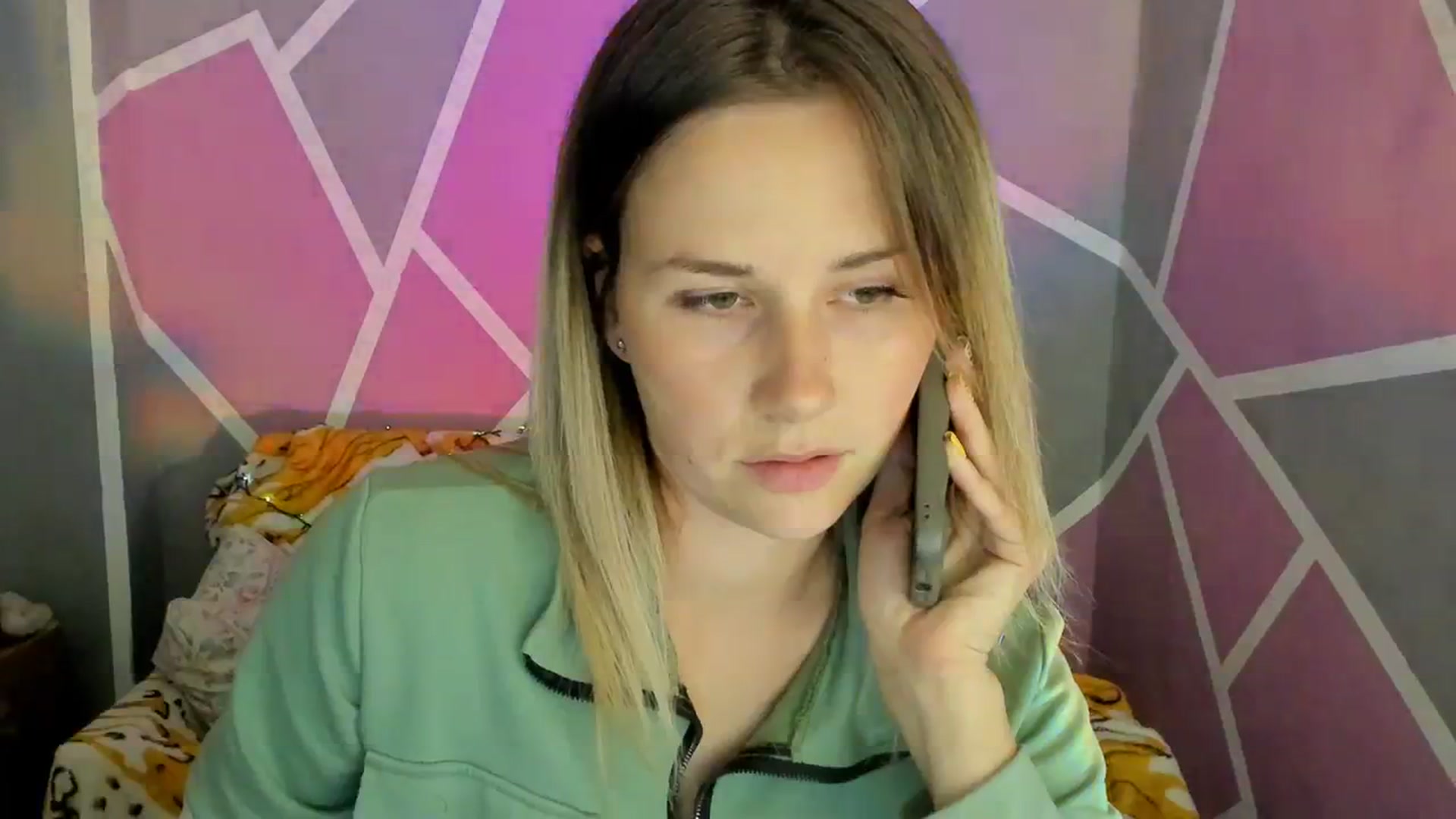 Gallery image thumbnail from UkrBeauty's myfreecams stream on, 10/04/2023, 16:34 image 15 of 20