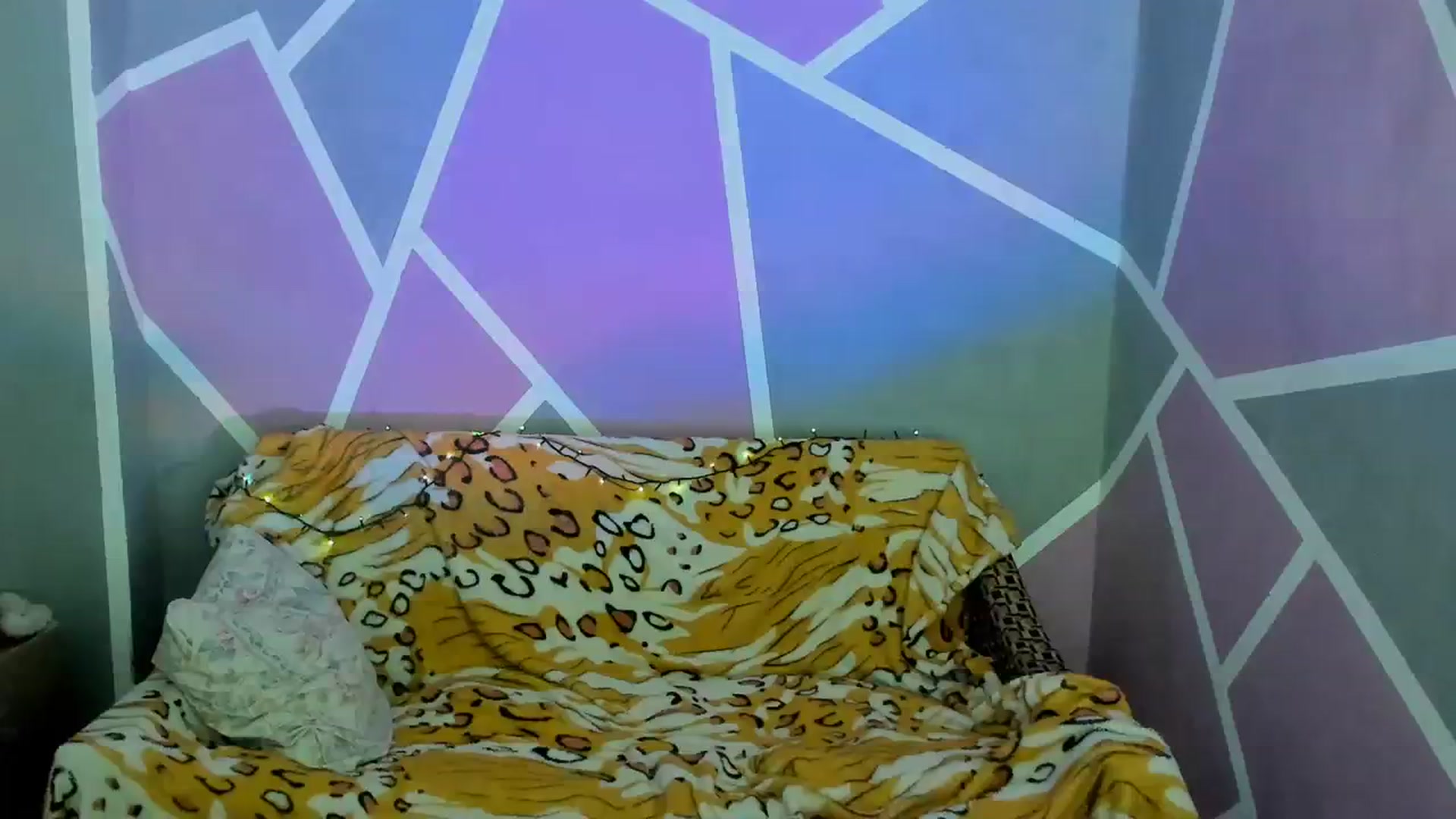 Gallery image thumbnail from UkrBeauty's myfreecams stream on, 10/04/2023, 16:34 image 18 of 20