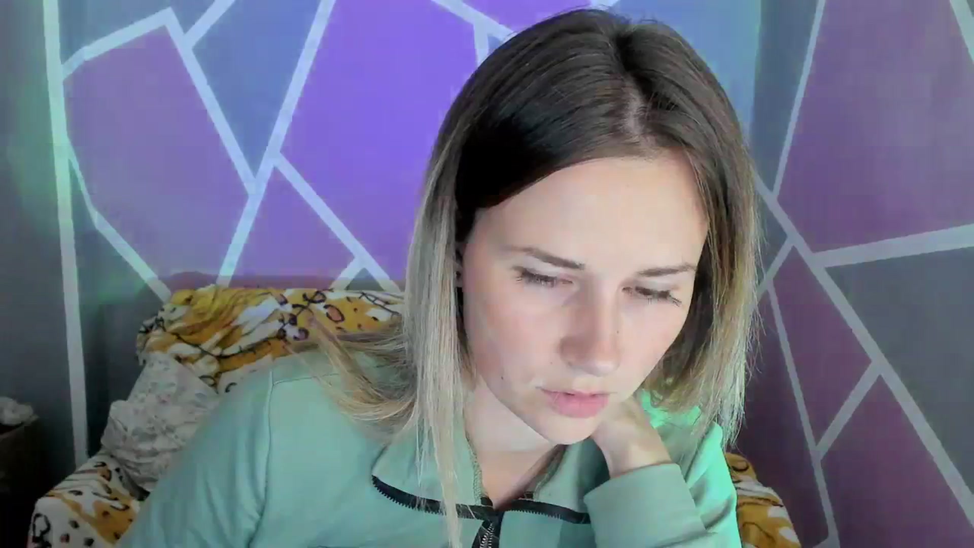 Gallery image thumbnail from UkrBeauty's myfreecams stream on, 10/04/2023, 16:34 image 12 of 20