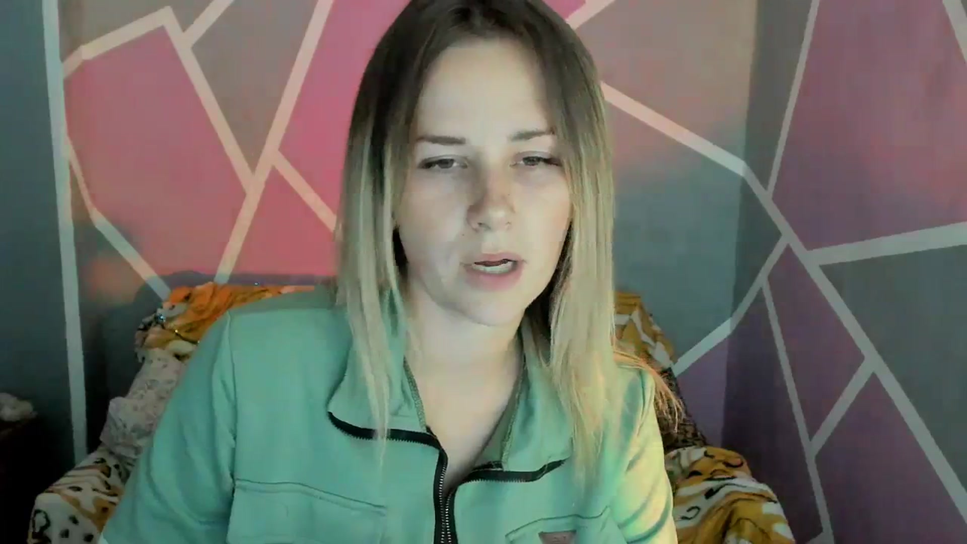 Gallery image thumbnail from UkrBeauty's myfreecams stream on, 10/04/2023, 16:34 image 5 of 20